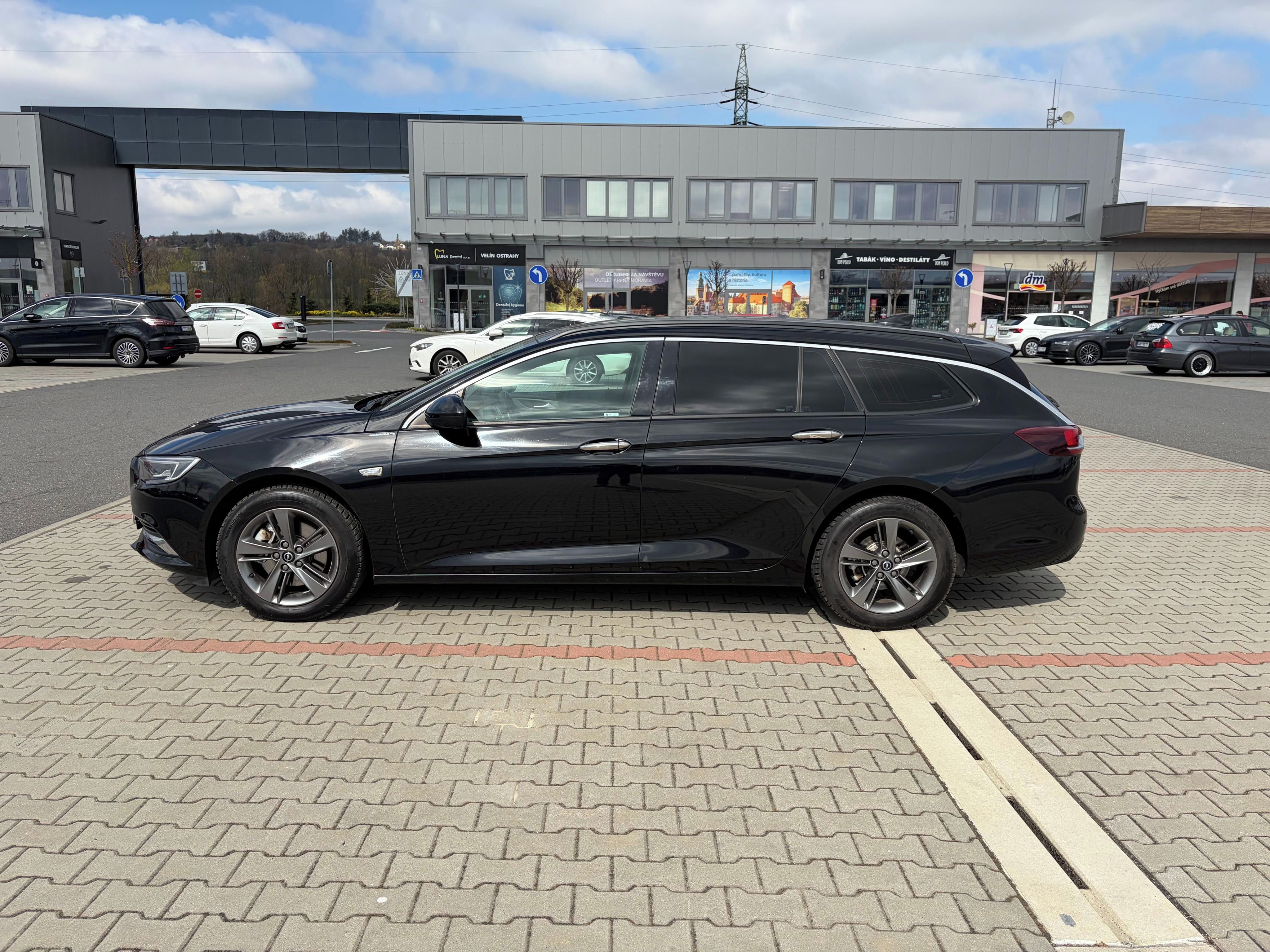 Opel Insignia, 2.0 CDTi 125kw ČR FULL LED - fotka 6