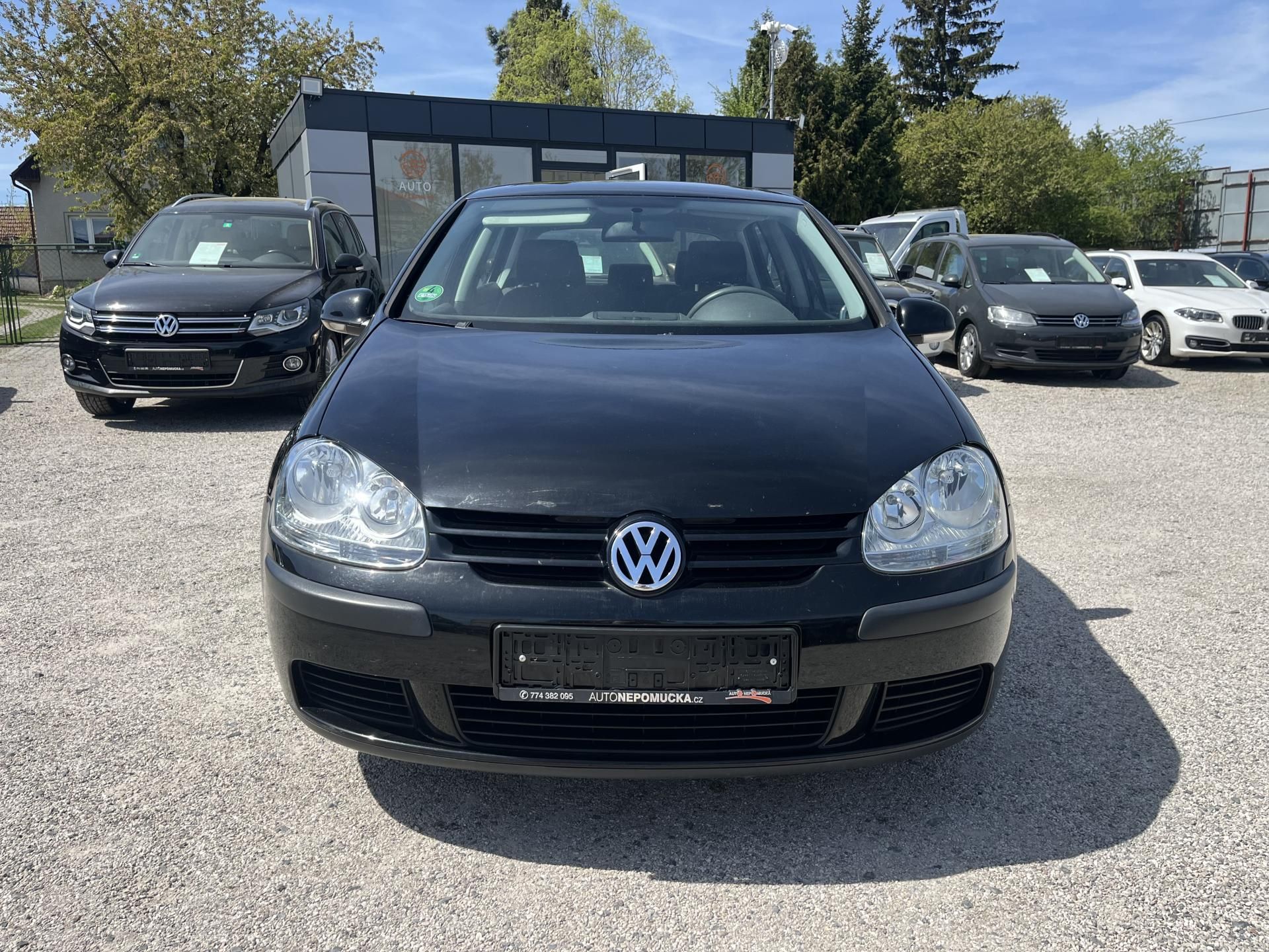 Volkswagen Golf, 1.4i 55kw 149500km - fotka 2
