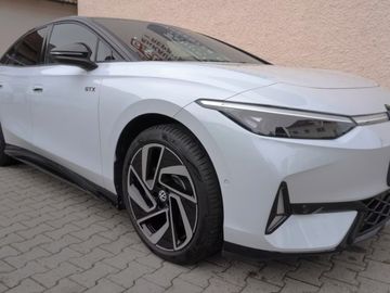 GTX 4motion v max výbavě 250kW