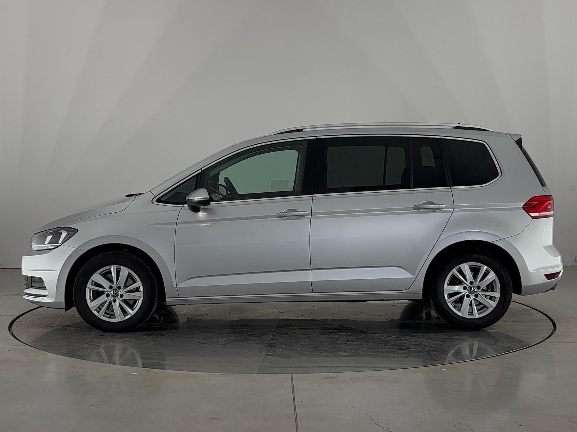 Volkswagen Touran, 2.0 TDI / 110 kW Highline DSG - fotka 3