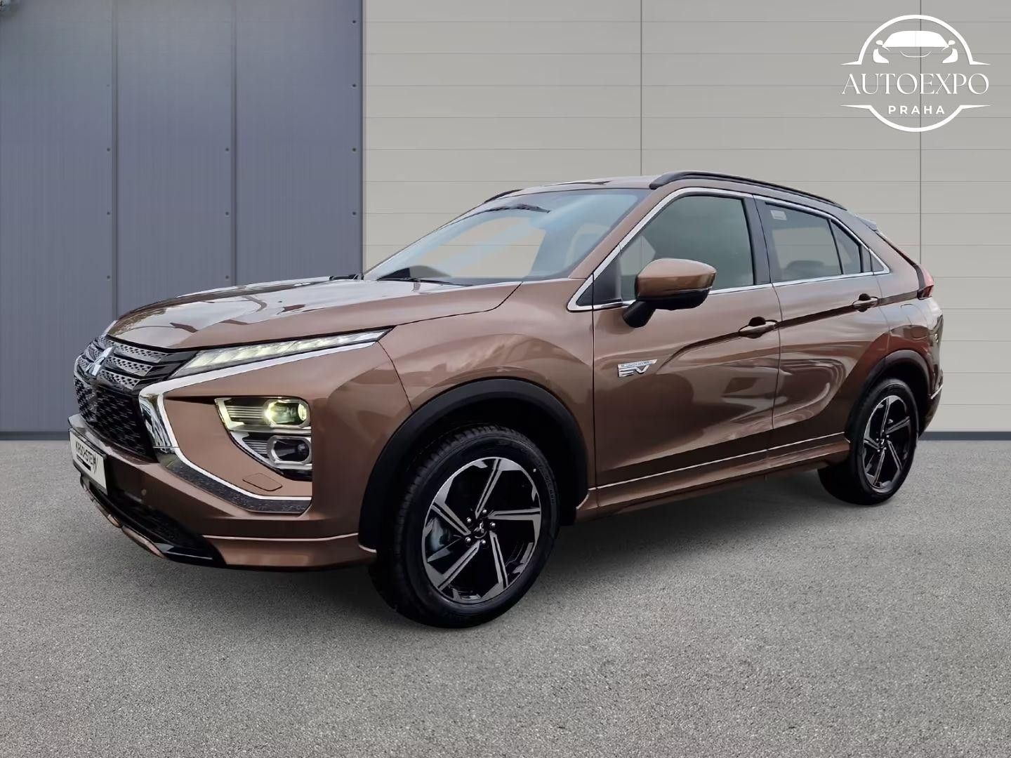 Mitsubishi Eclipse Cross, Plug-In Hybrid Select Navi LED - fotka 2