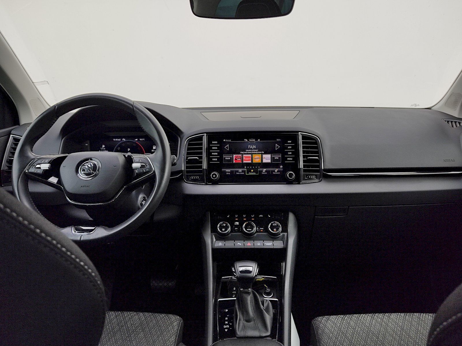 Škoda Karoq, Style Plus 2,0 Tdi 85 Kw DSG - fotka 5