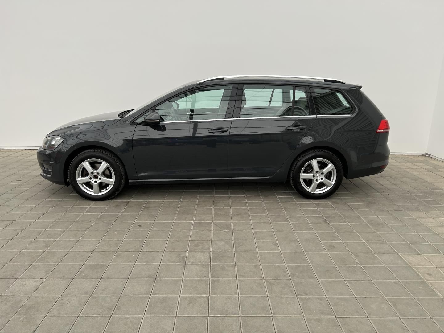 Volkswagen Golf Variant, 1.6TDI 77kW Highline - fotka 3