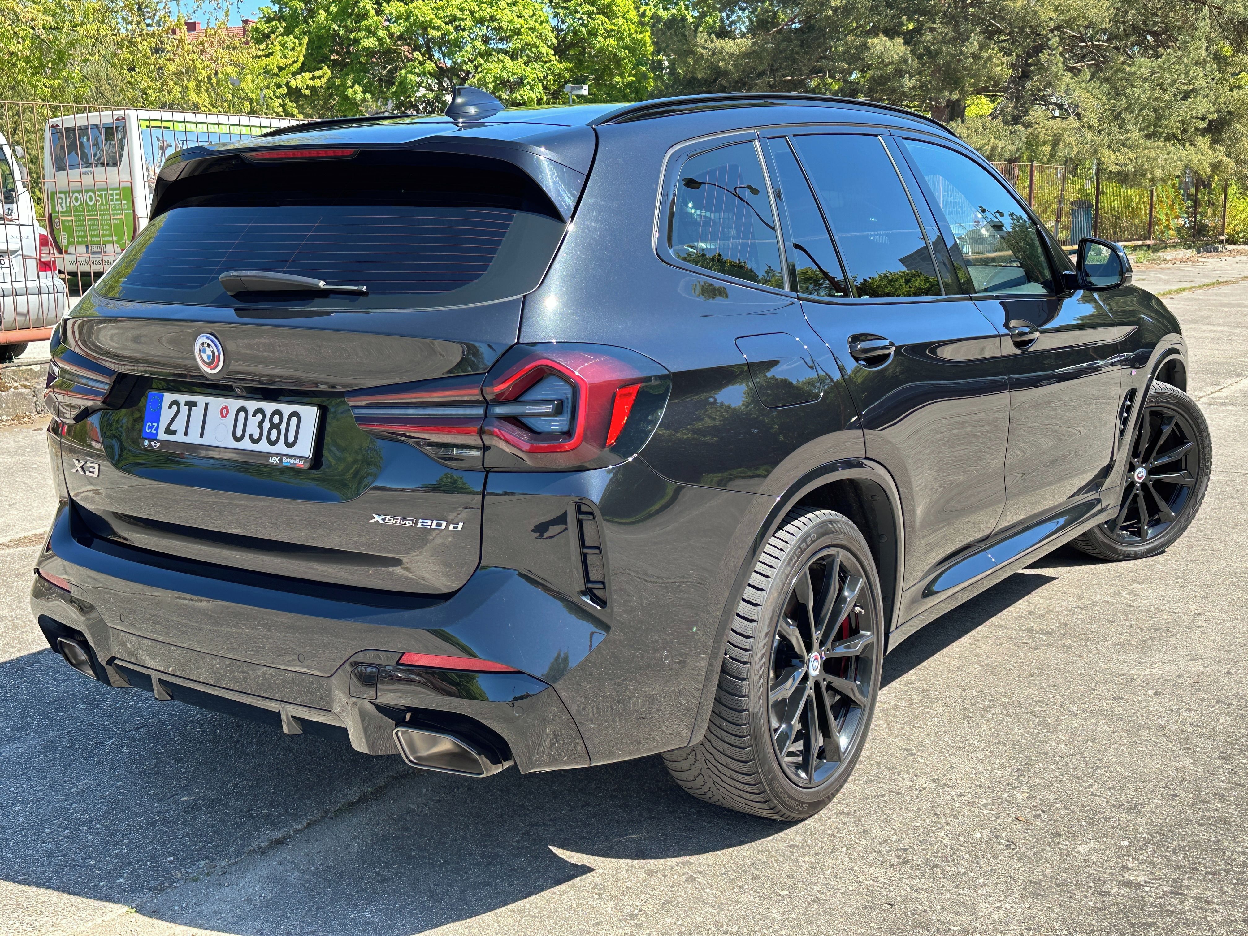 BMW X3, xDrive20d M-Paket Individual - fotka 4