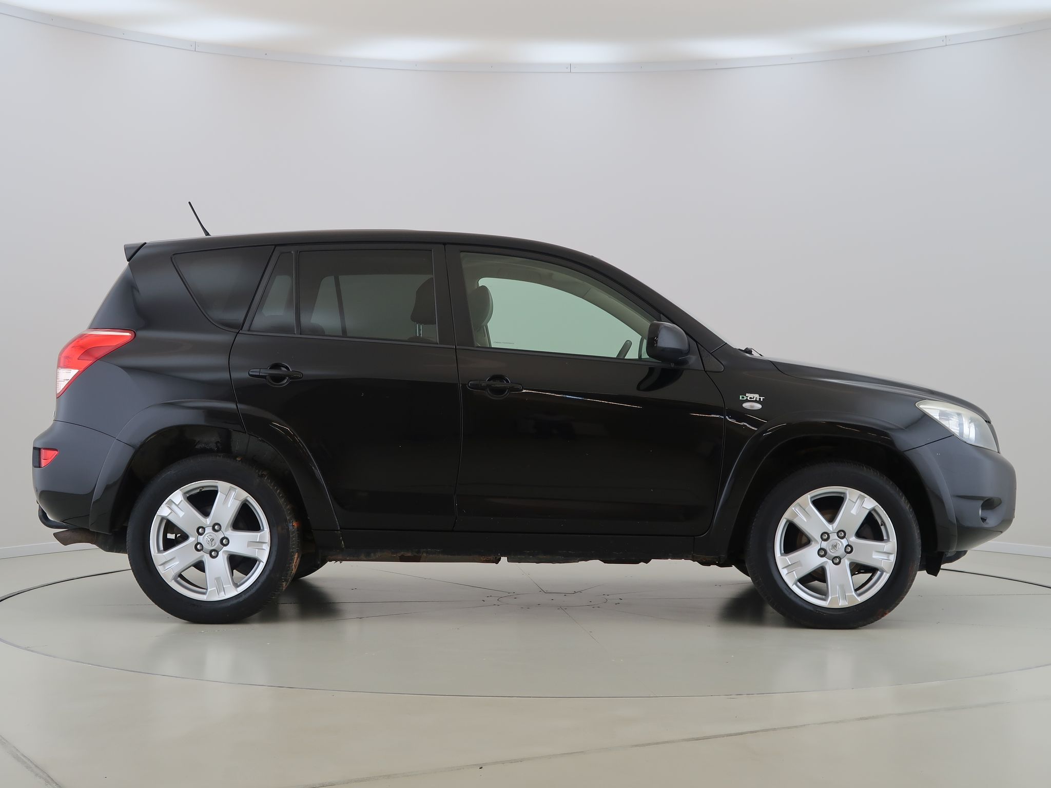 Toyota Rav4, 2.2D-CAT,130kW,4x4,CZ,Tažné - fotka 4