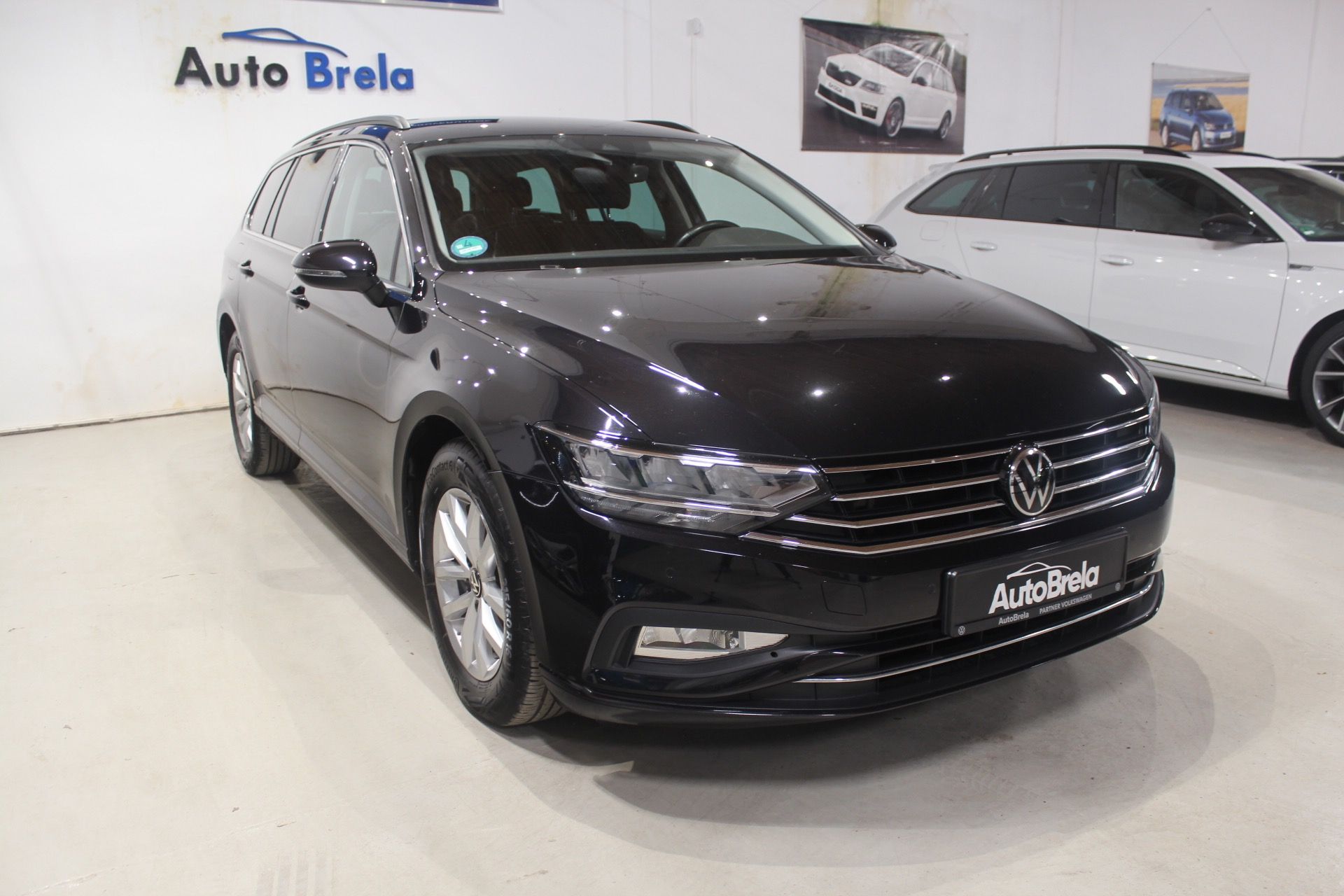 Volkswagen Passat, 2.0TDI DSG Display LED Navi