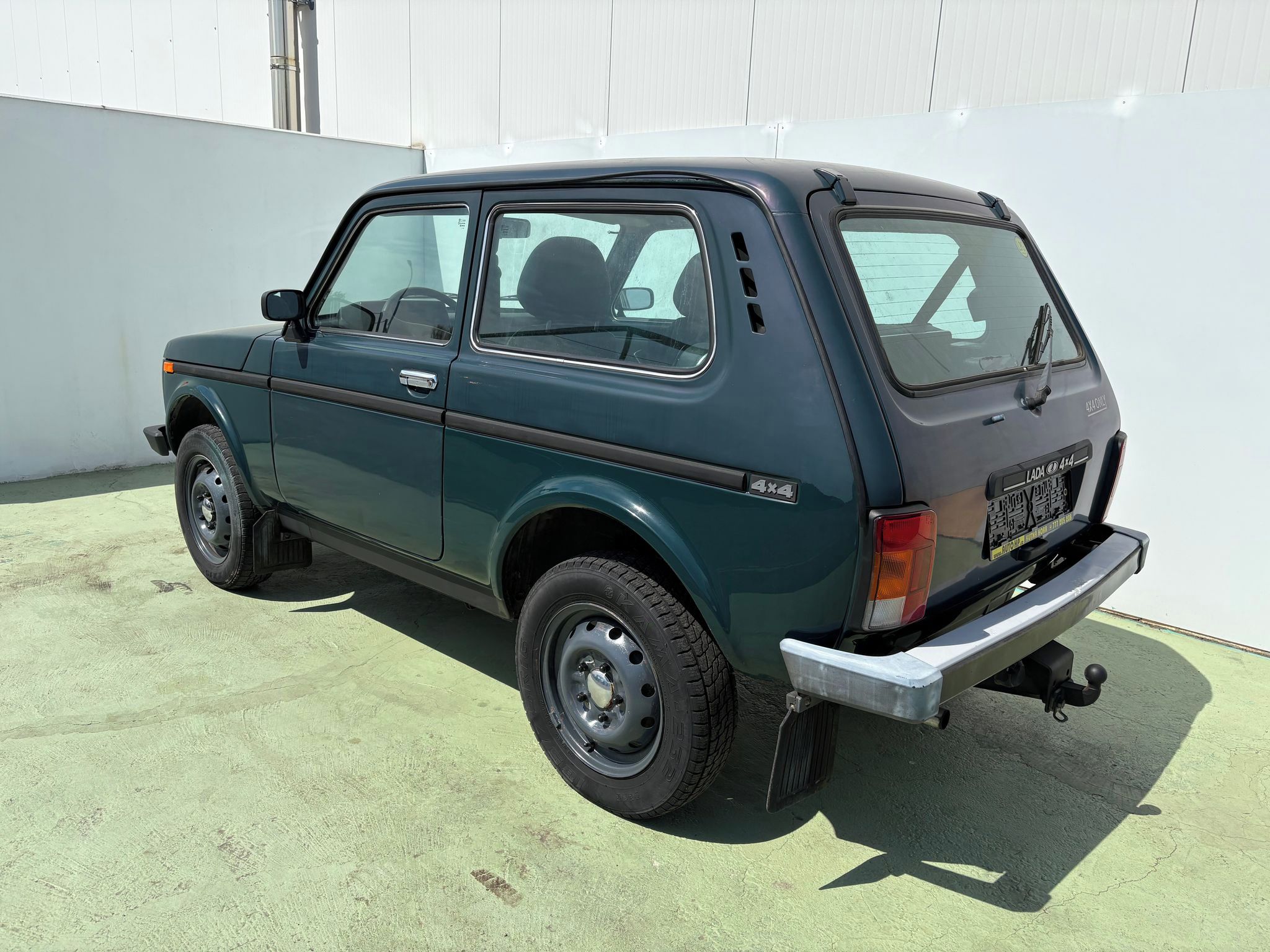 Lada Niva, 1.7, 60kW, LPG, 4x4, Tažné - fotka 2