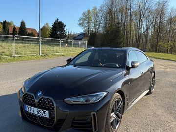 M440i