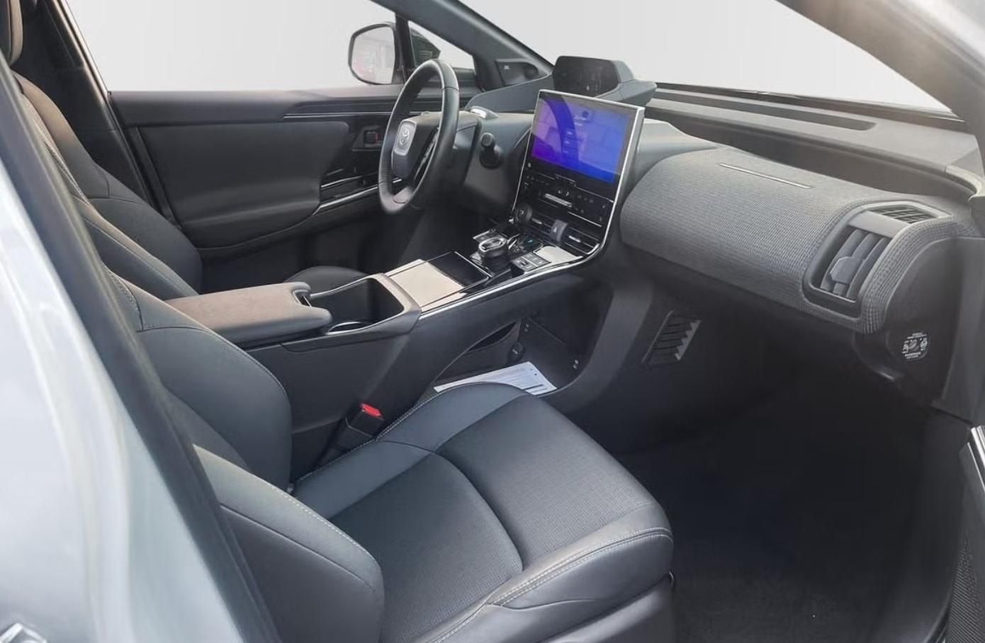 Toyota bZ4X, Executive AWD 360k Odvětrávání - fotka 6