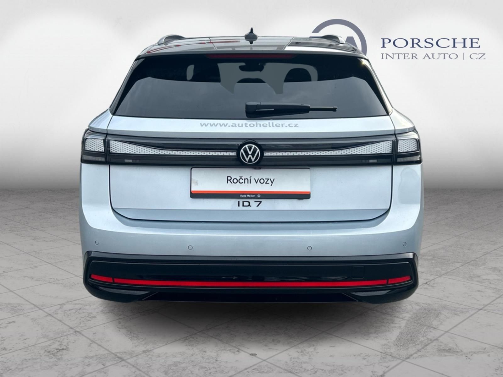 Volkswagen ID.7 Tourer, 210  kW, 86 kWh - fotka 6