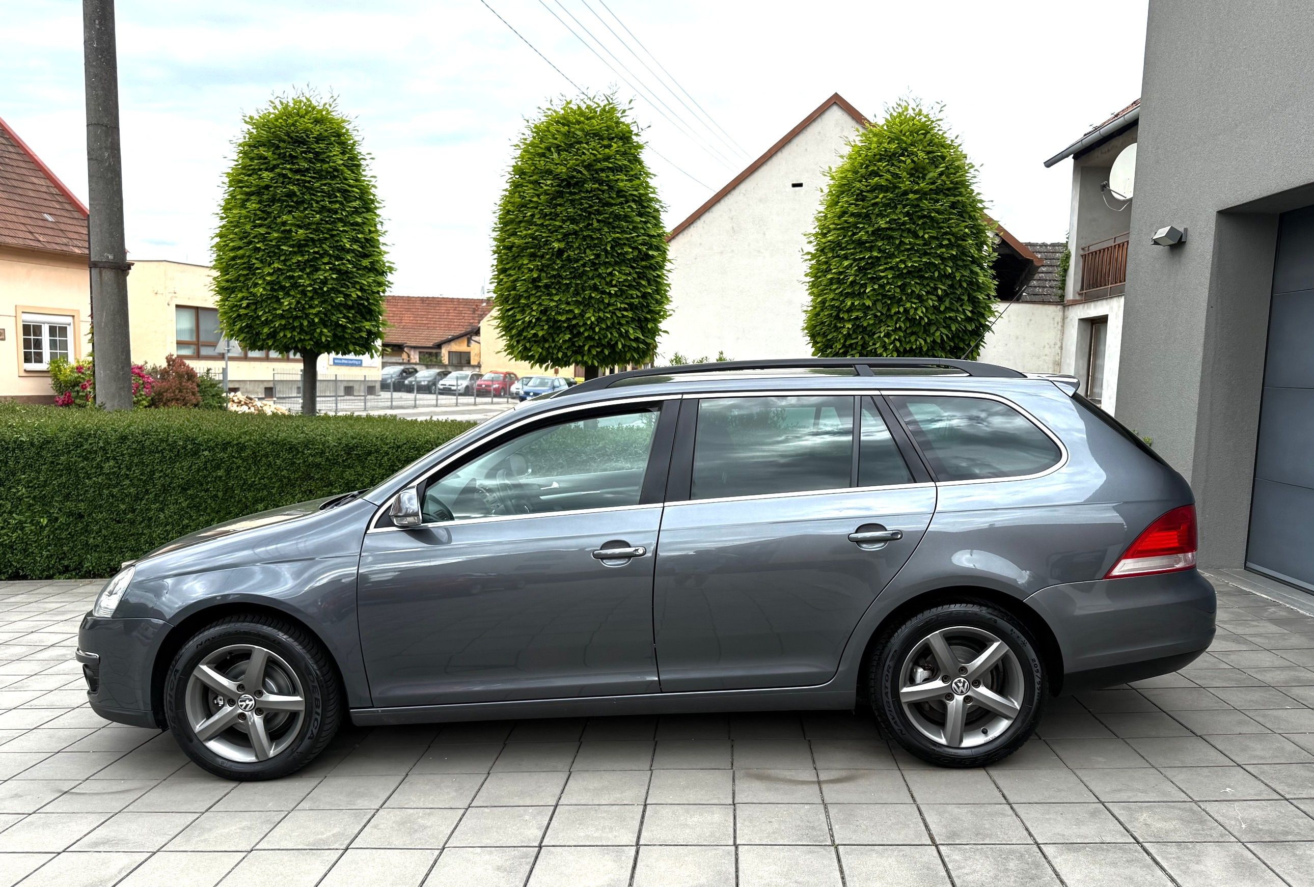 Volkswagen Golf Variant, 1,6MPI,75kw,COMFORTLINE 2009 - fotka 6