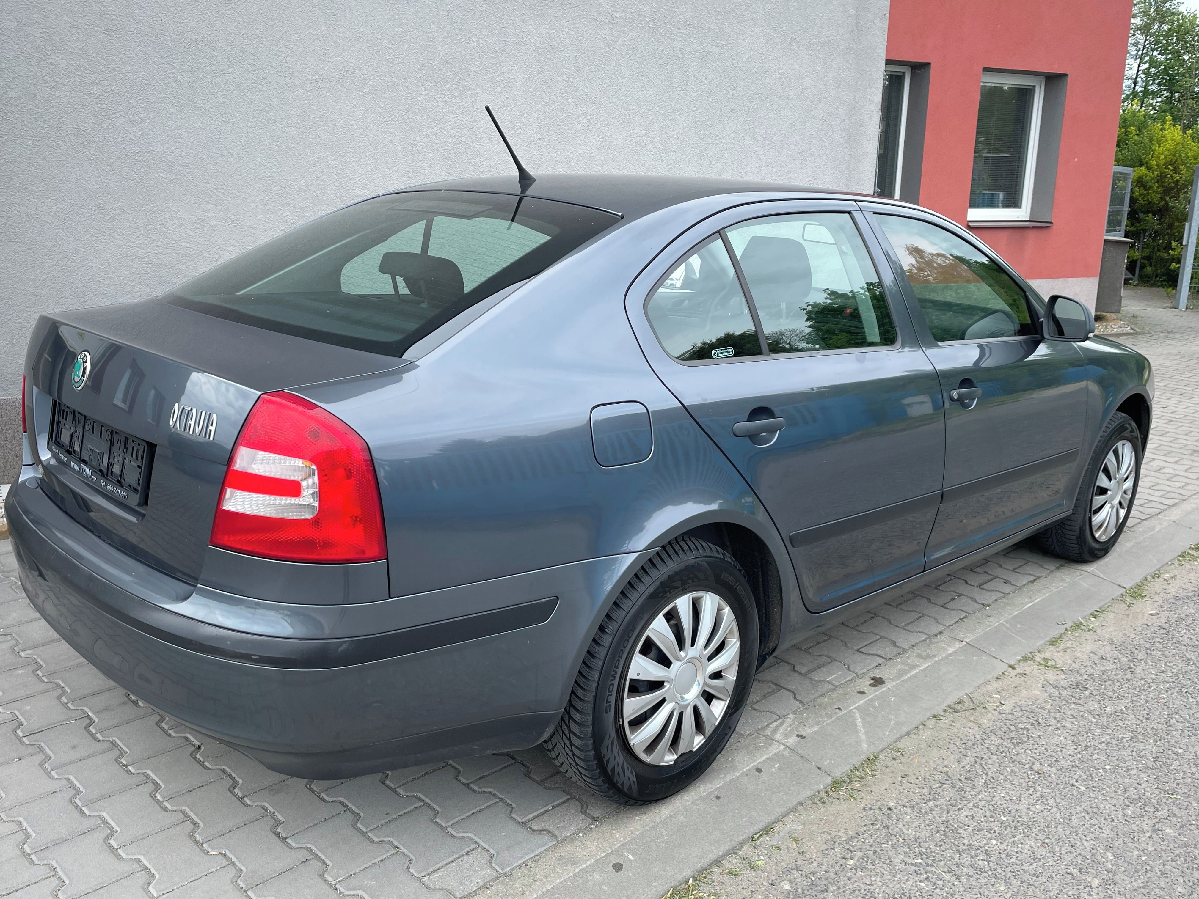 Škoda Octavia, 1.4 16v 59kW Klima - fotka 6