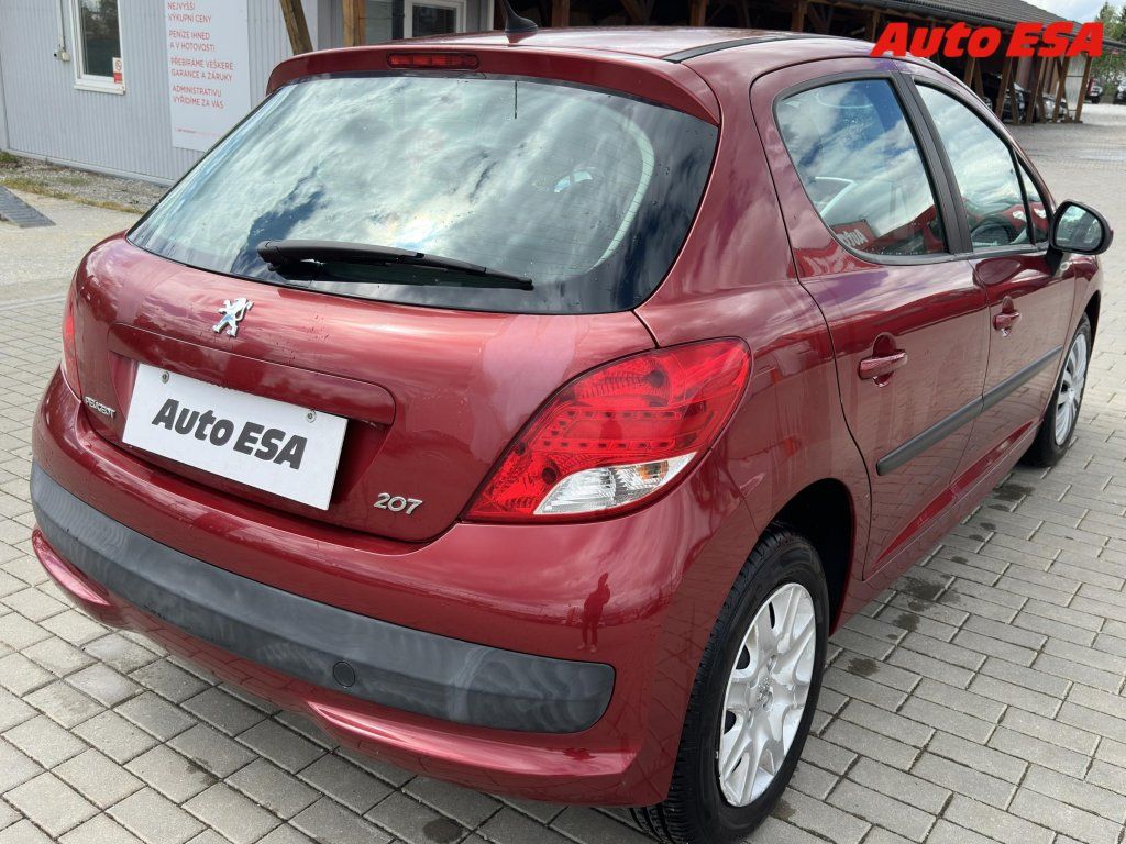 Peugeot 207, 1.4i - fotka 6