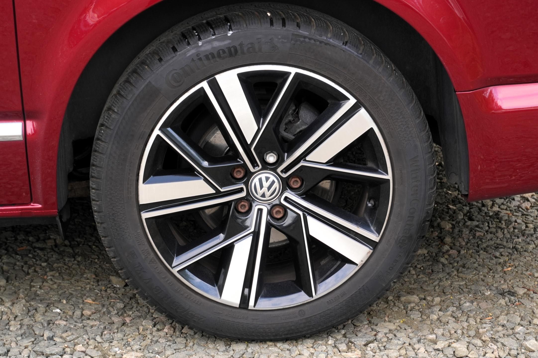 Volkswagen Multivan, 2.0 TDI 4x4, Webasto, Tažné - fotka 5
