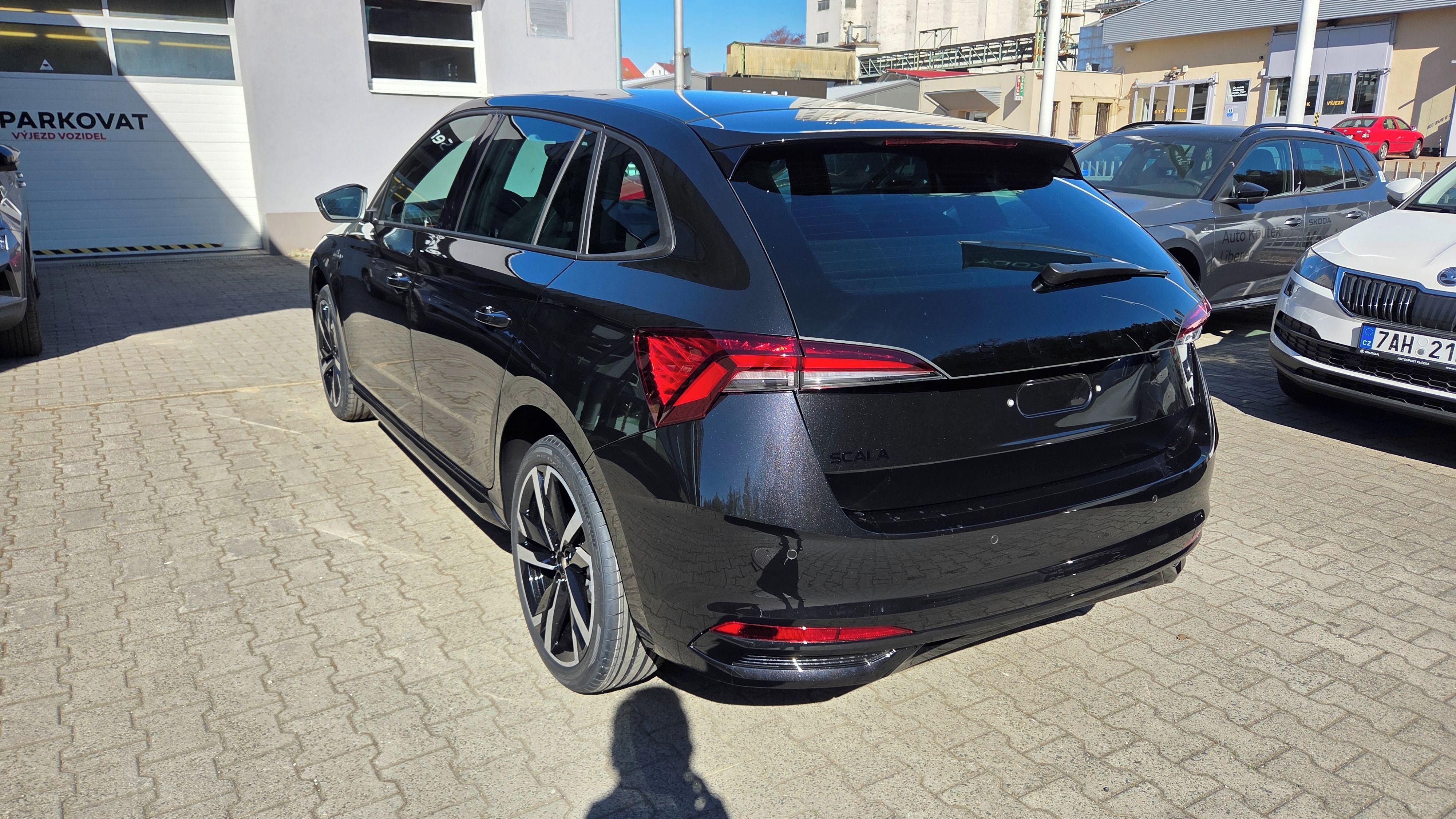 Škoda Scala, Monte Carlo 1,5 TSI 110 kW - fotka 4
