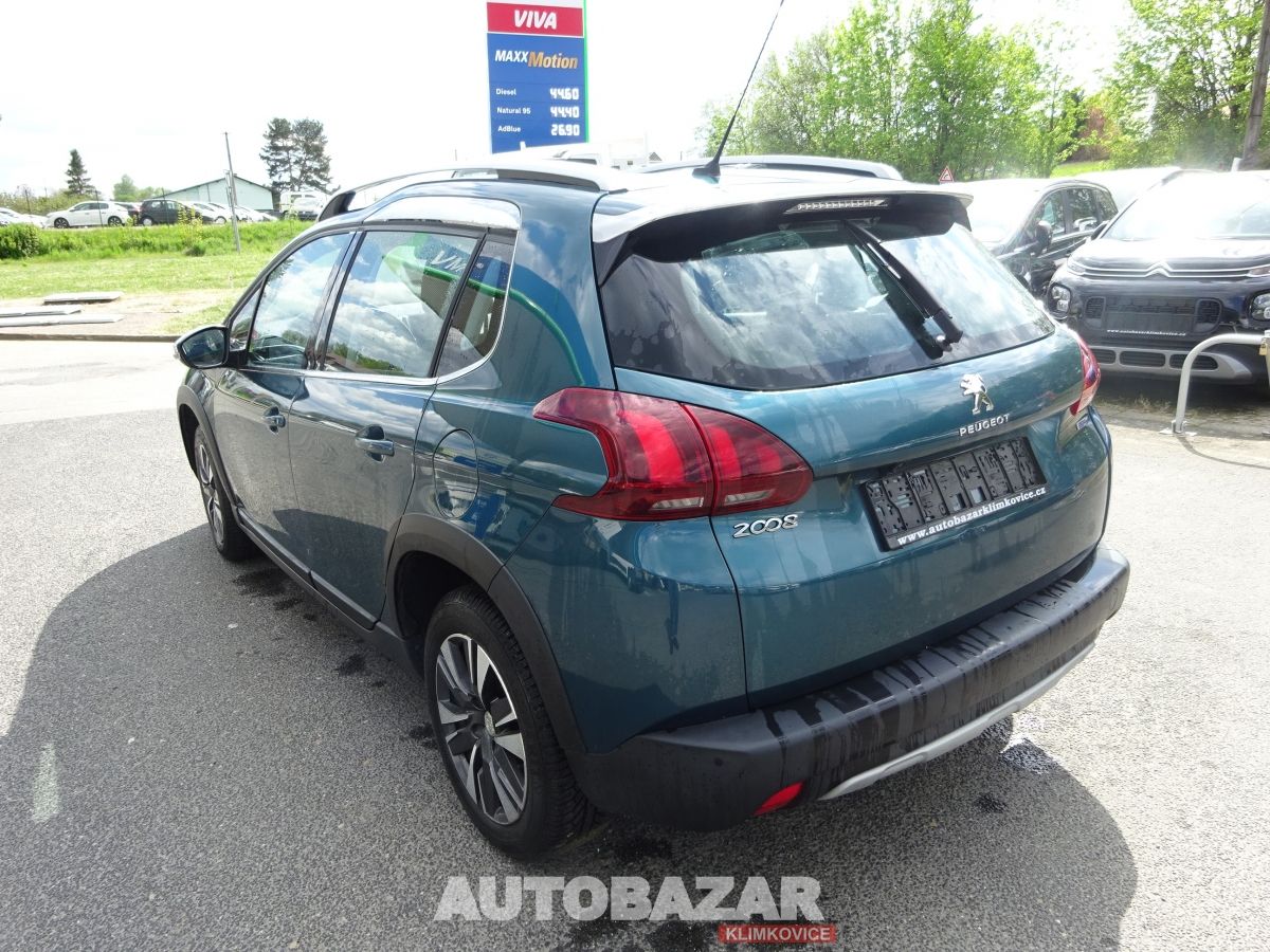 Peugeot 2008, 1,2 i PT,Allure,garance km - fotka 5