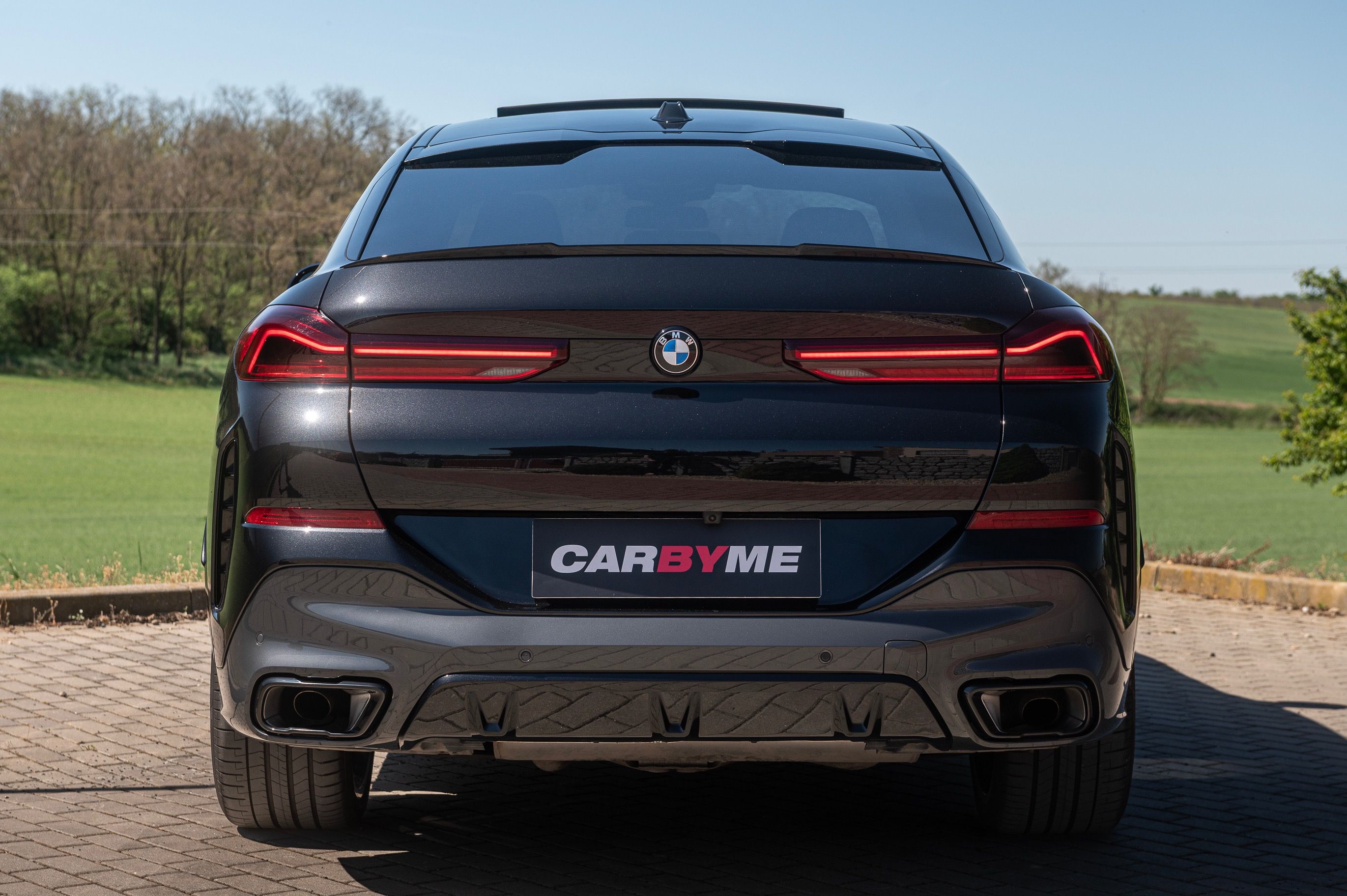 BMW X6, 40d xDrive M, 1.Maj, ČR, PPF - fotka 6