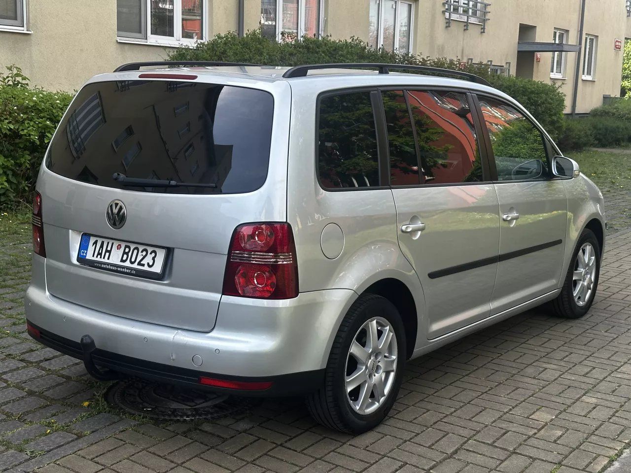 Volkswagen Touran, 1.4 TSI 7 míst Navi Tažné - fotka 5
