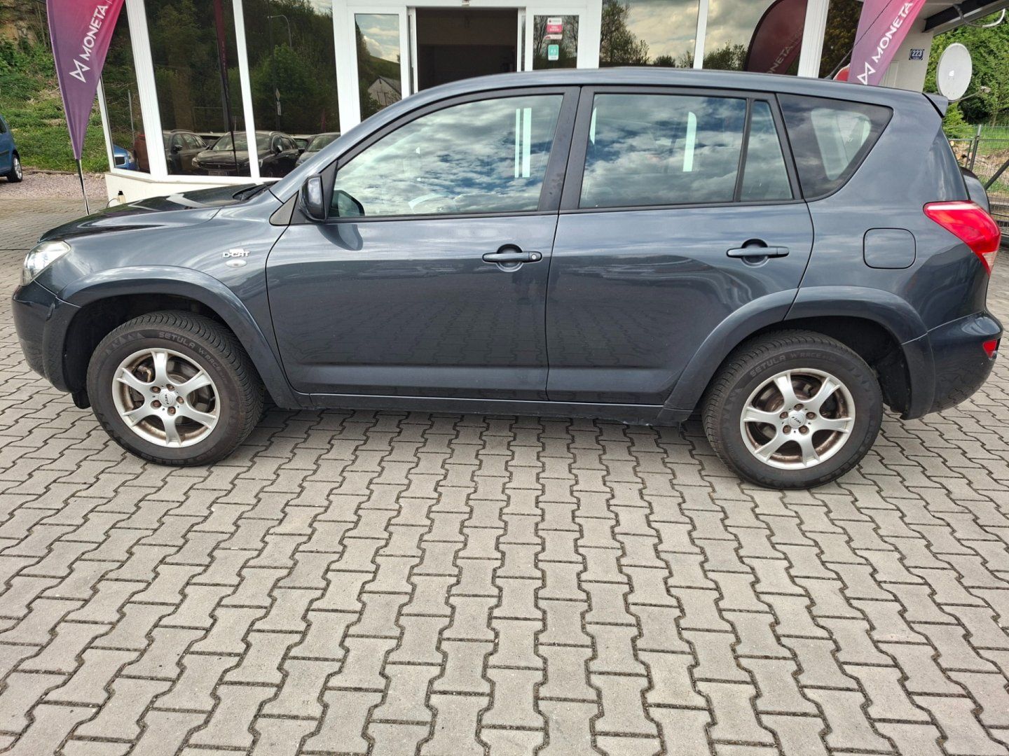 Toyota Rav4, 2.2 D-CAT 130kW 4X4 -TAŽ.ZAŘ. - fotka 5