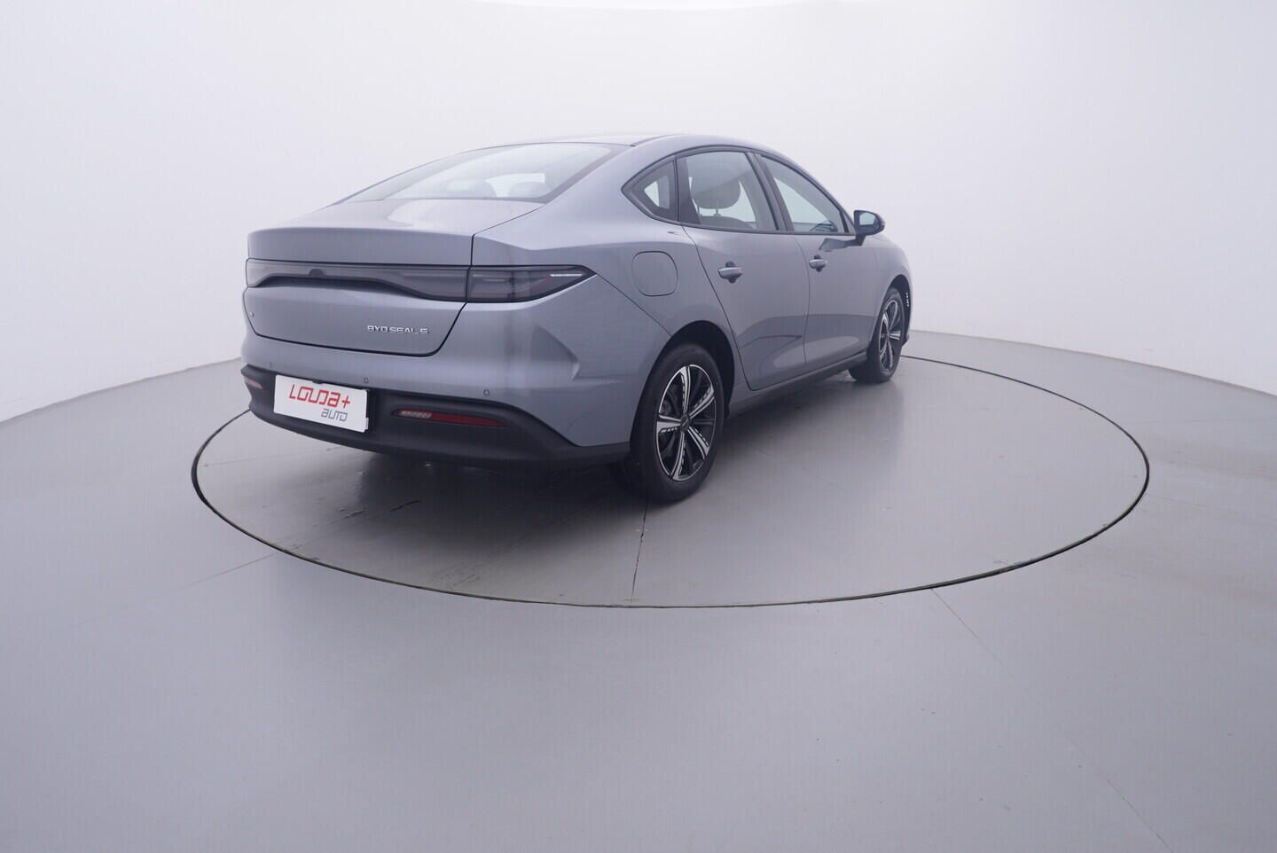BYD Seal 5 DM-i, Comfort   kW - fotka 5