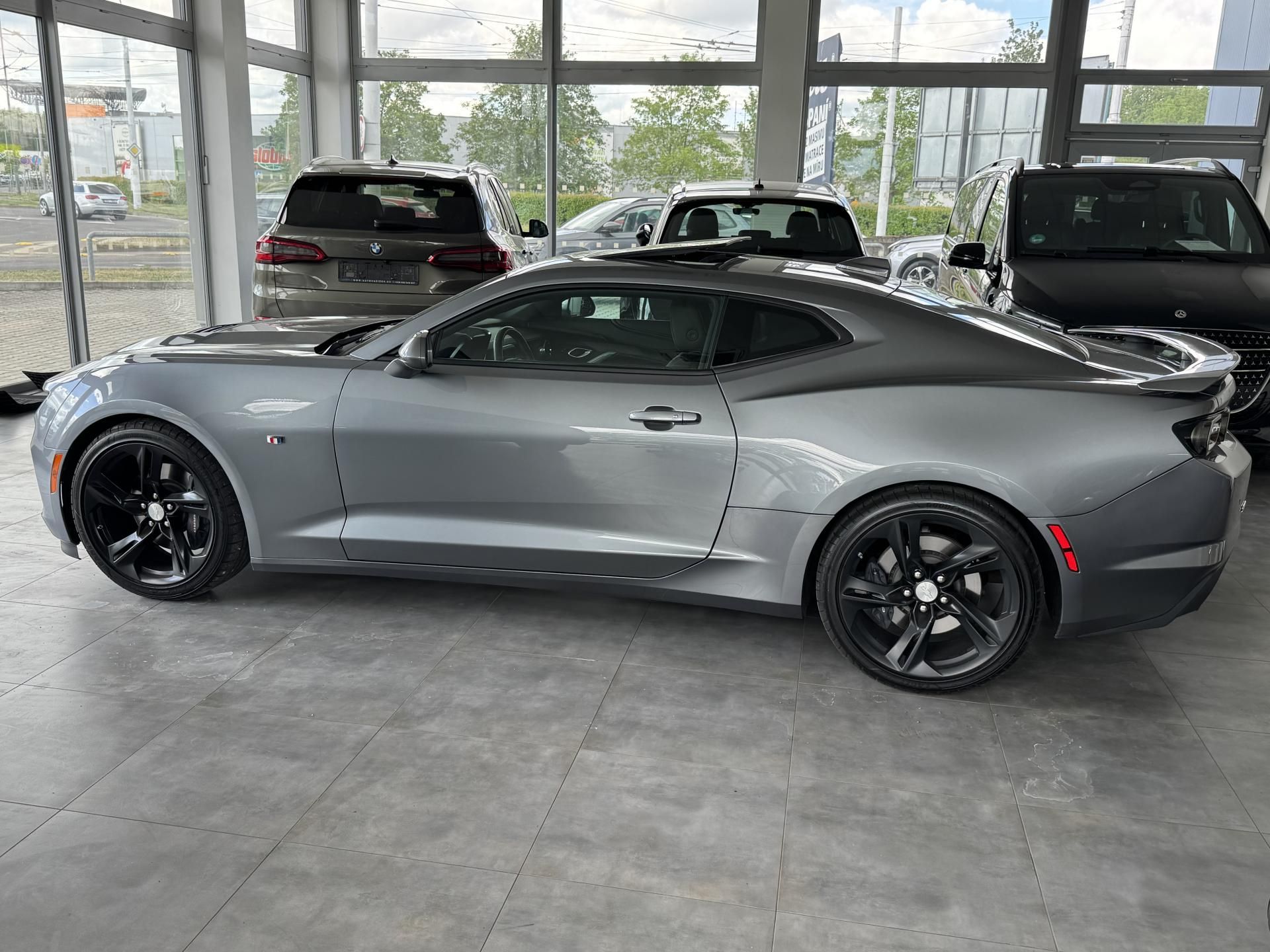 Chevrolet Camaro, 6,2 V8 SS - fotka 4
