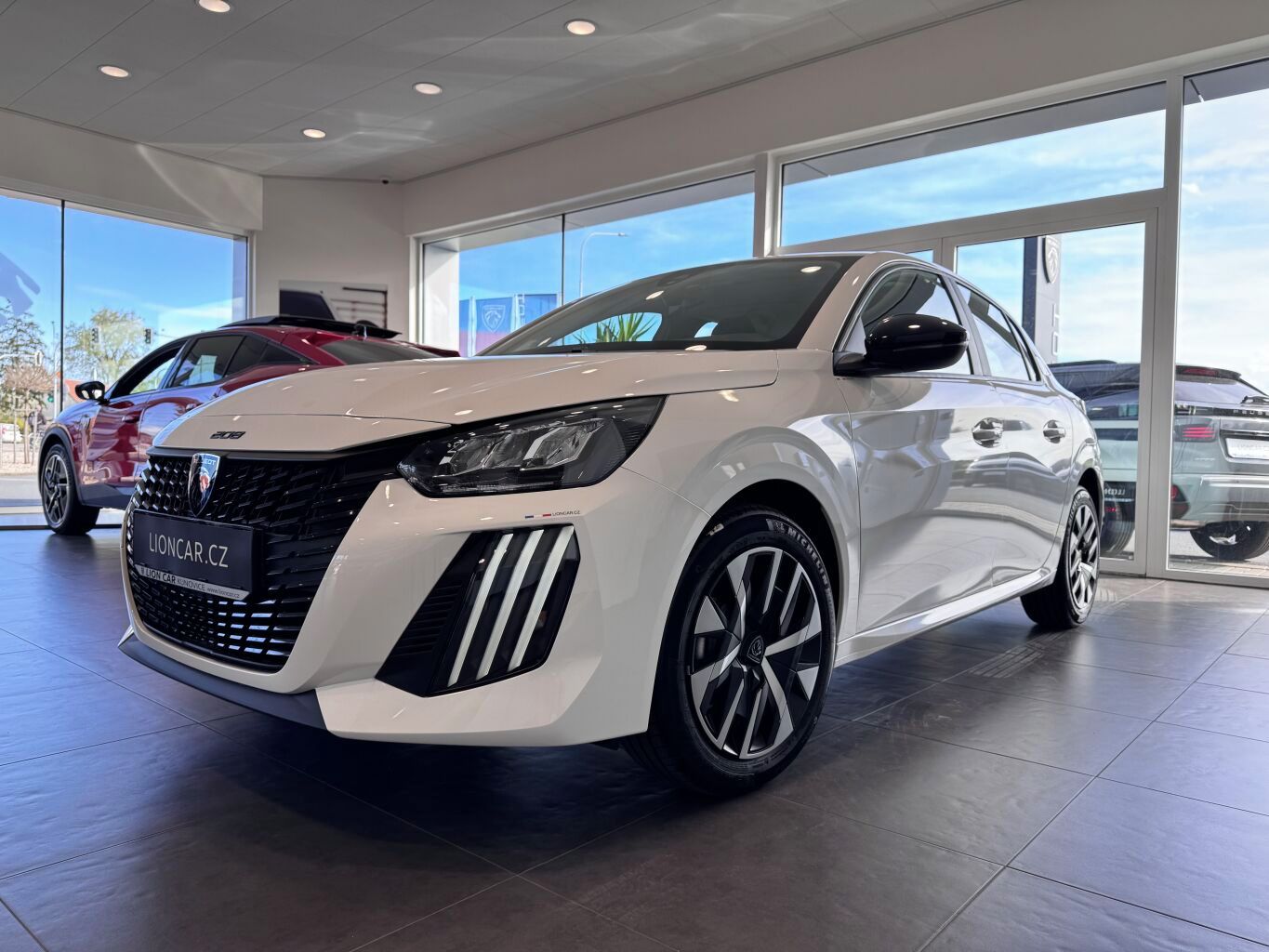 Peugeot 208, STYLE 100 koní, manuál - fotka 3