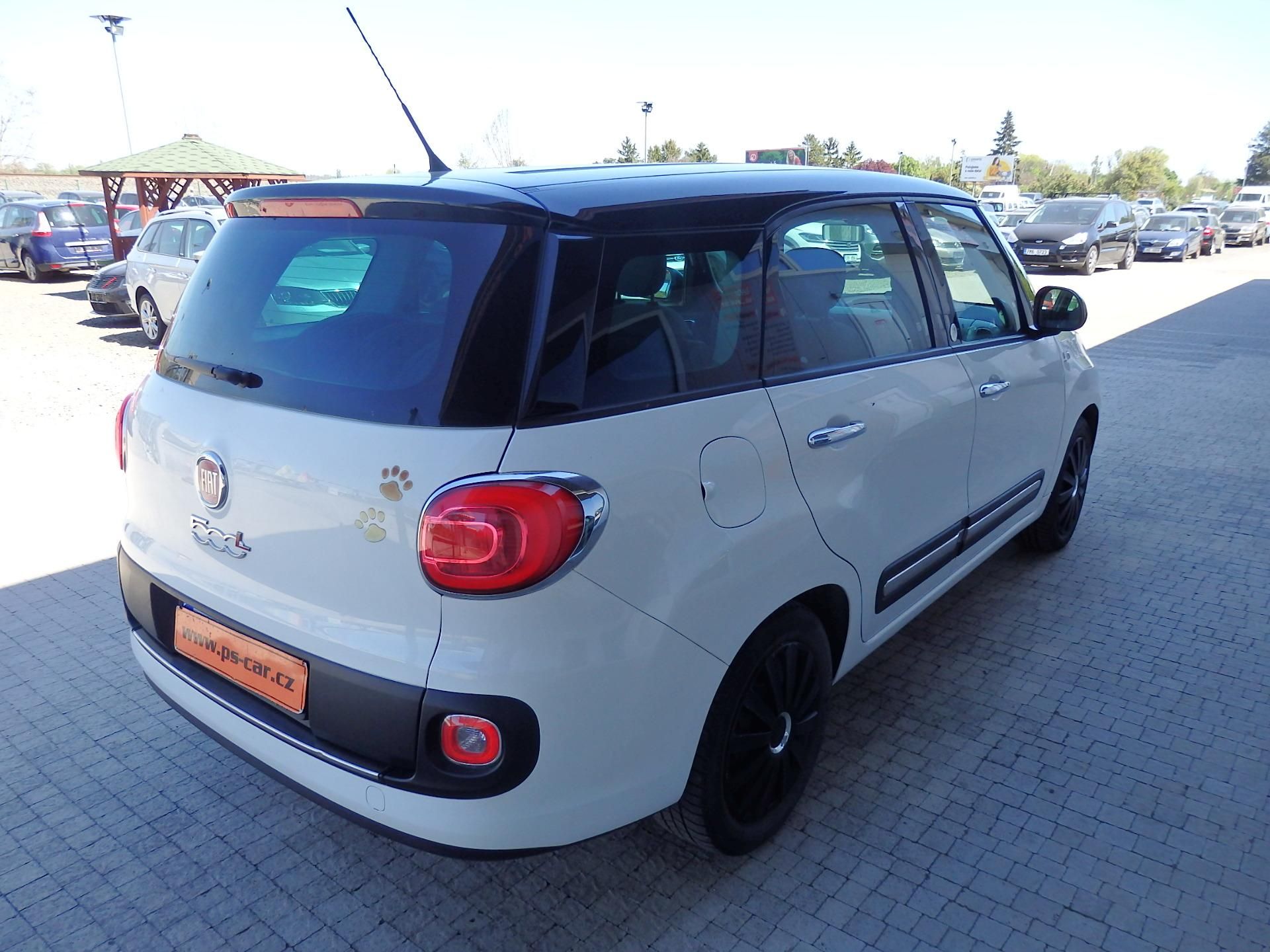 Fiat 500L, 0.9T 105 LIVING KLIMA - fotka 4