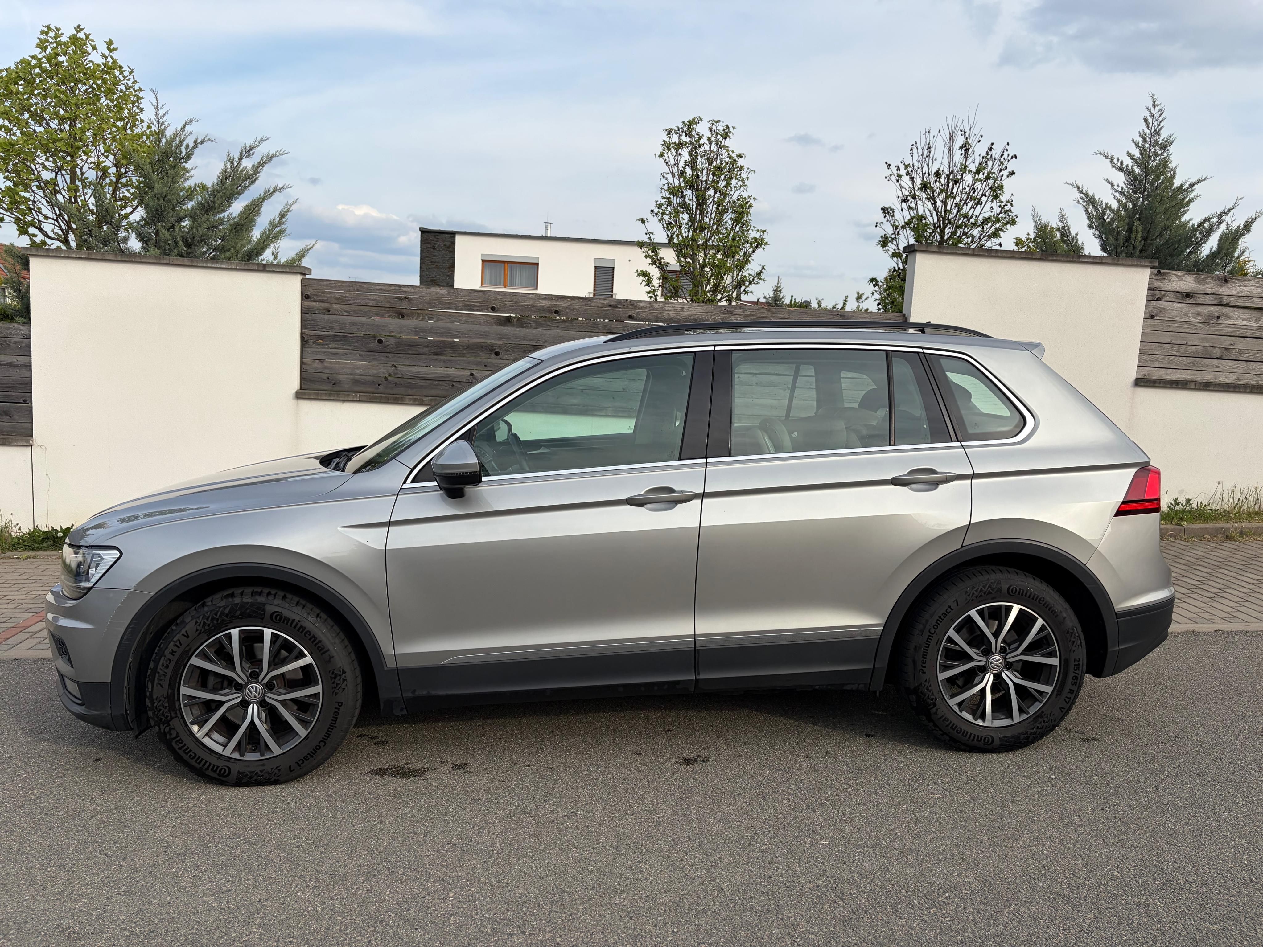 Volkswagen Tiguan, 2.0 TDI, manuál, serviska, DPH - fotka 2