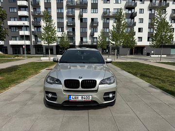 X-drive35d 210kw,dobrý stav,