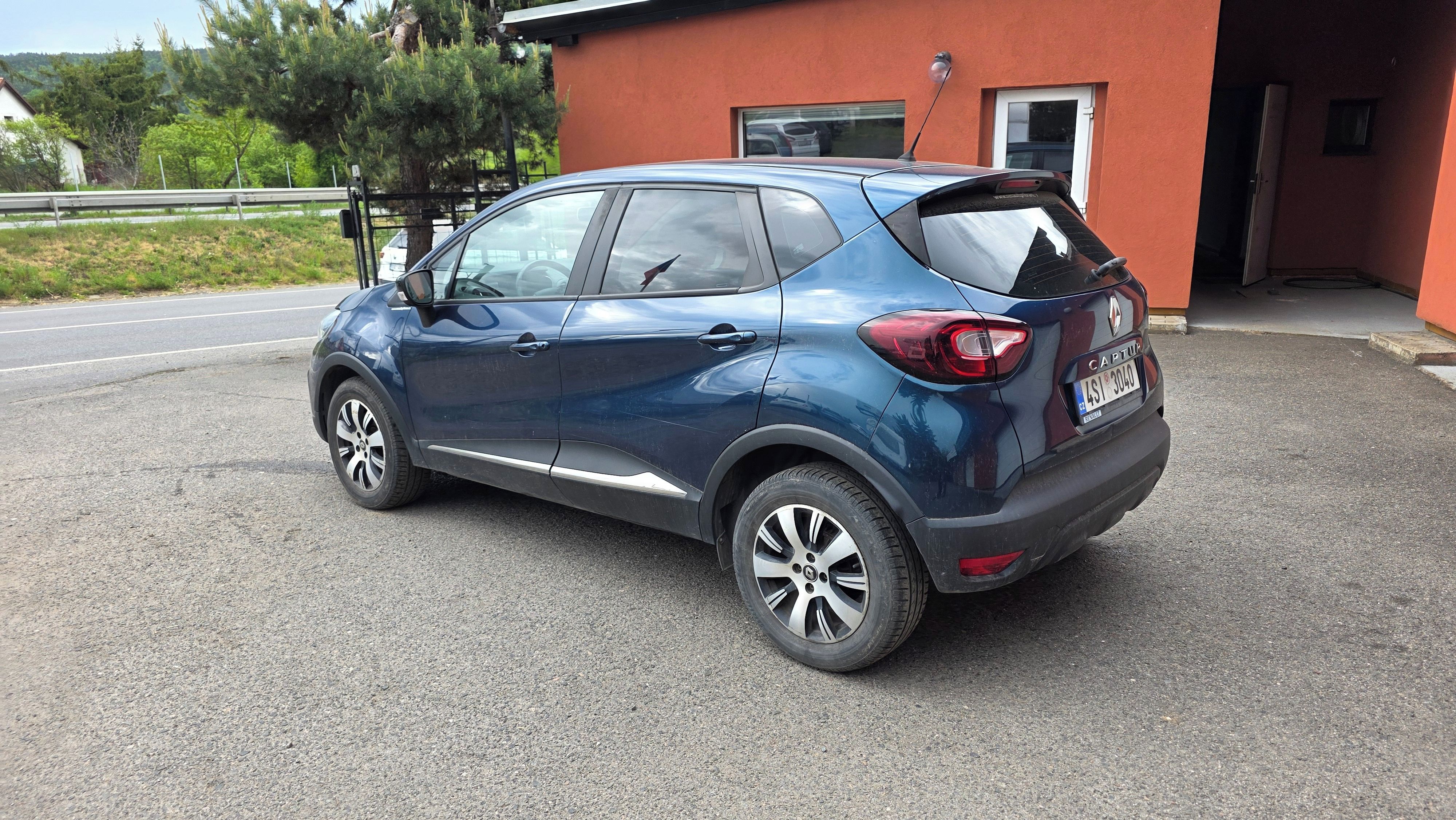 Renault Captur, Nová v ČR 1 majitel  97981km! - fotka 6