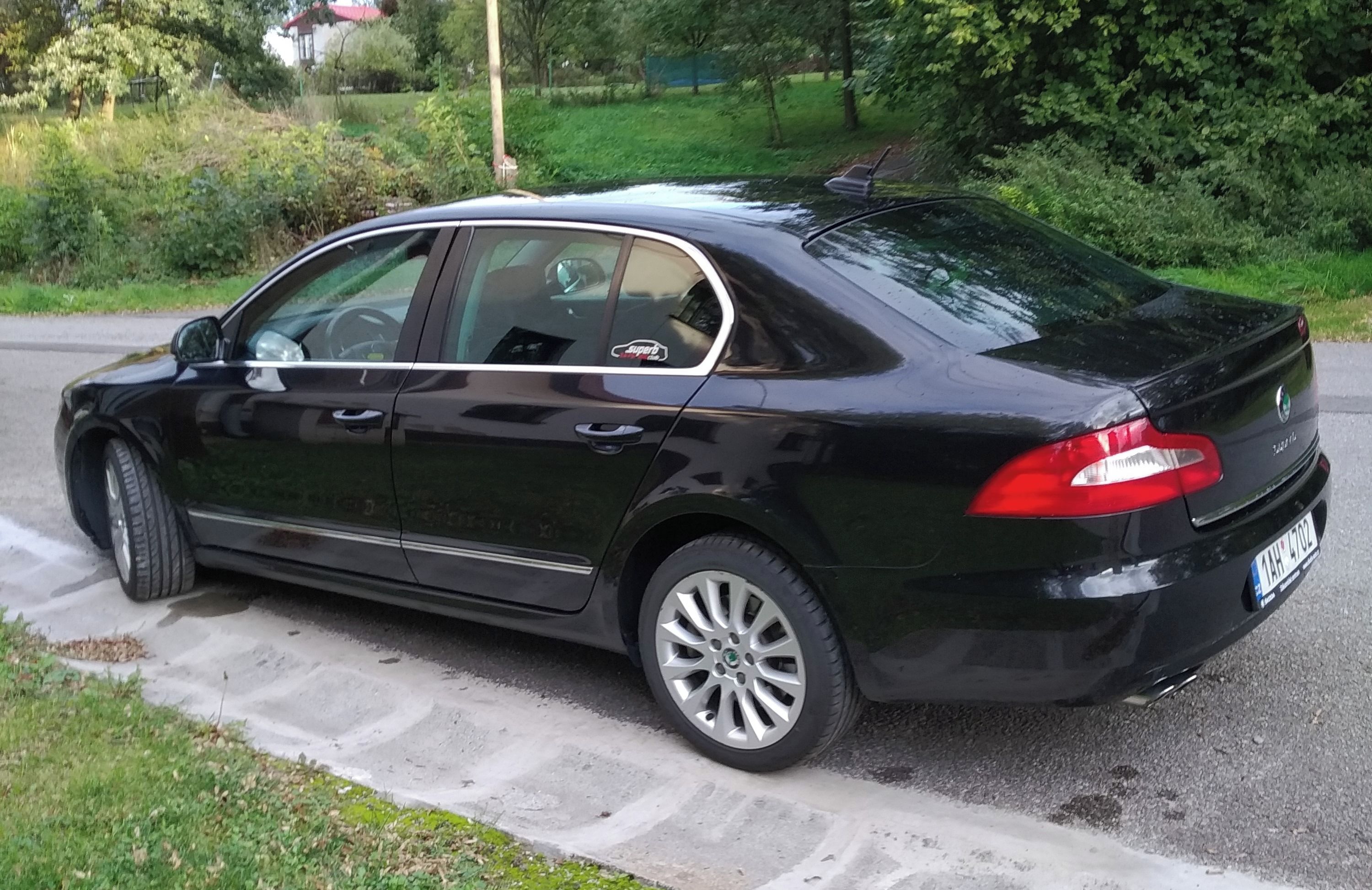 Škoda Superb - fotka 5