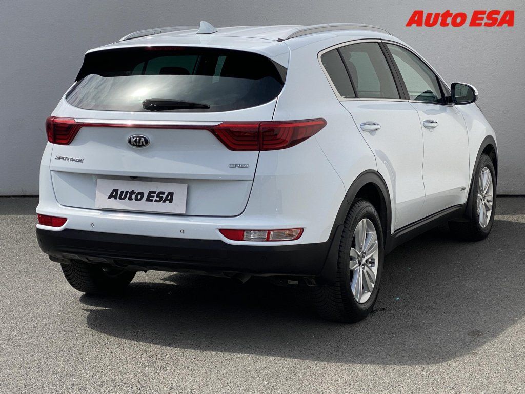 Kia Sportage, 2.0 CRDi 4x4,ČR,AT,navi - fotka 4