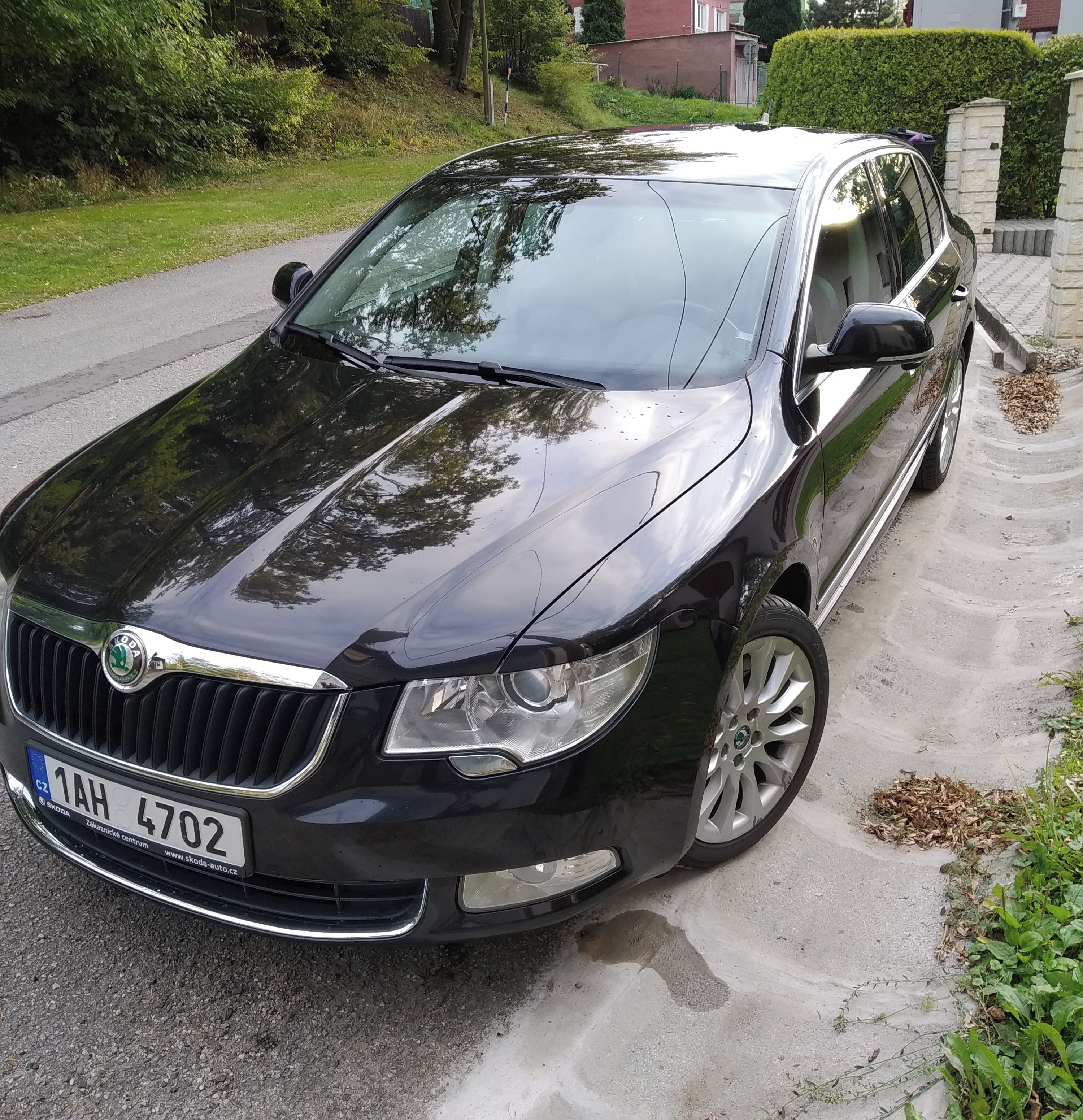 Škoda Superb - fotka 3