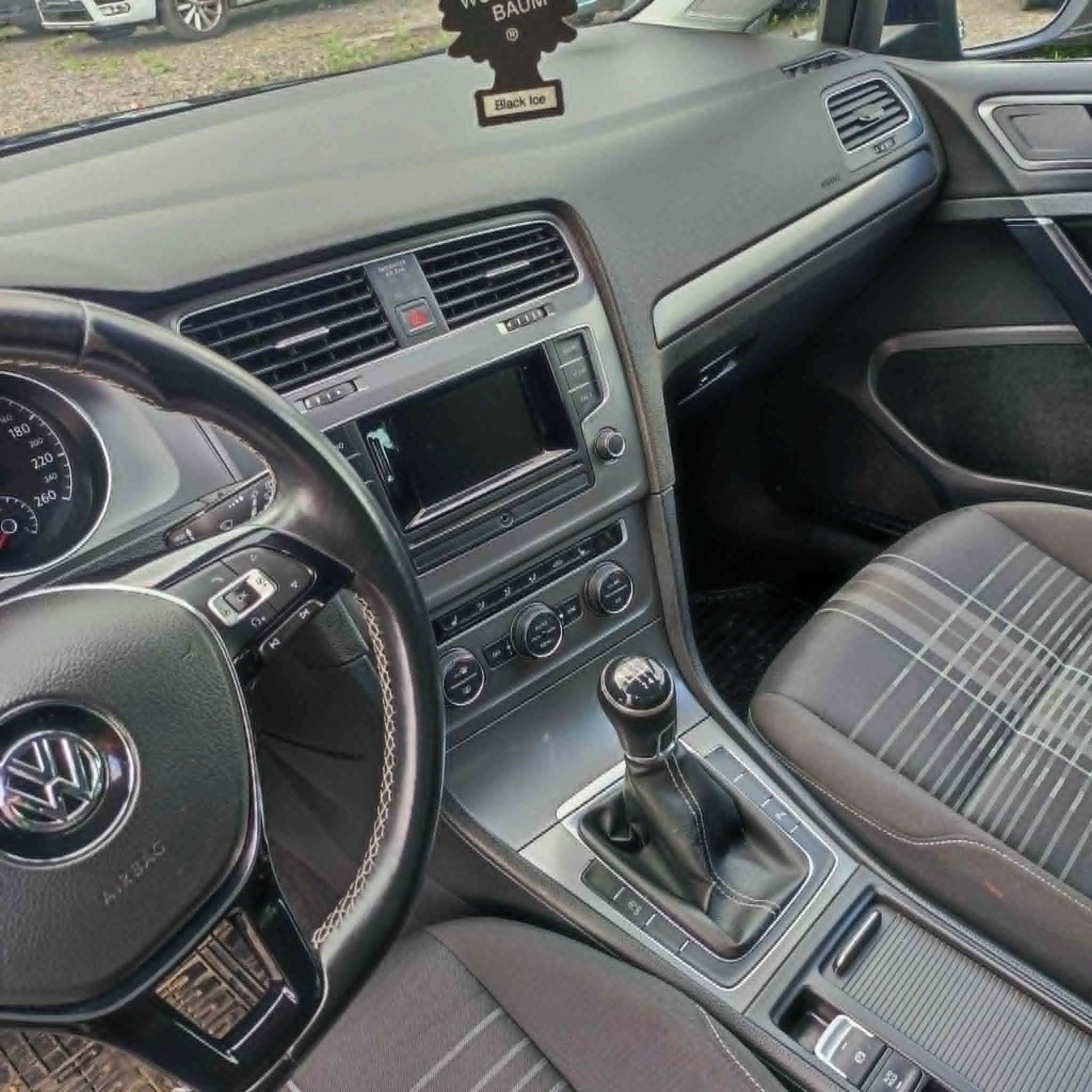 Volkswagen Golf, 1.4 Tsi 110KW LOUNGE BEZ KOROZ - fotka 3