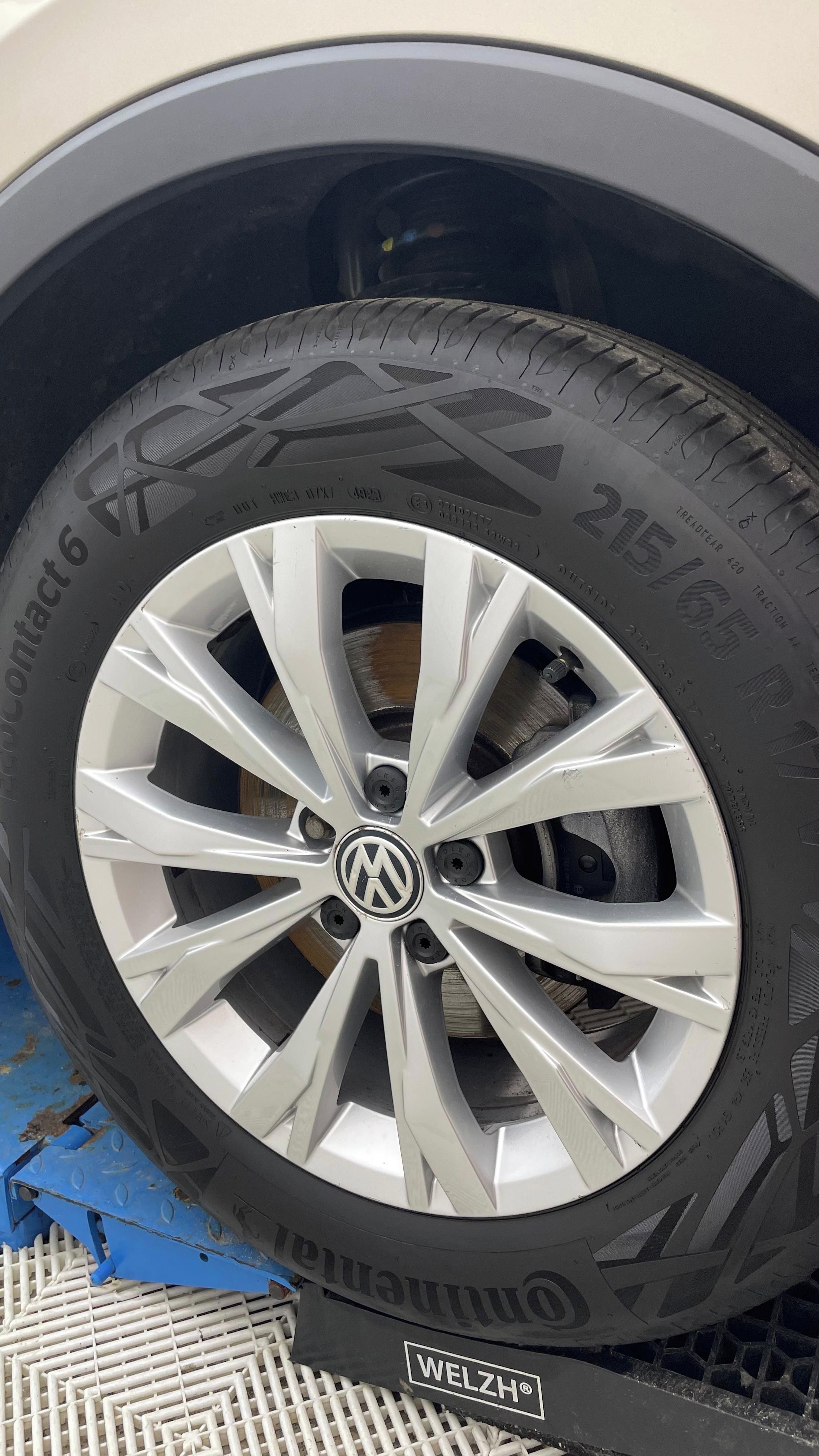 Volkswagen Tiguan, 1,4 TSI Maraton Edition - fotka 5