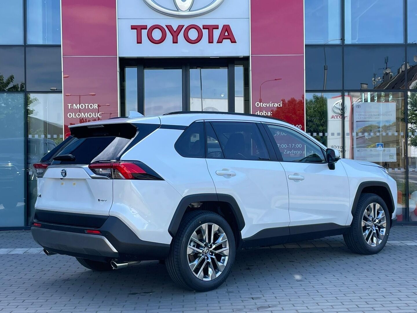 Toyota Rav4, 2.5 hybrid Executive - fotka 3