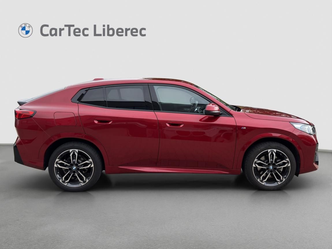 BMW X2, sDrive20i - fotka 5