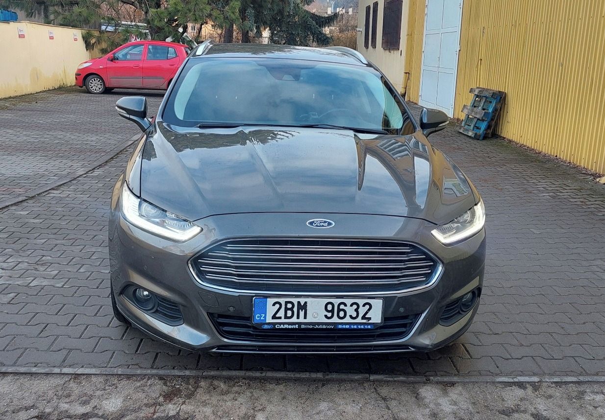 Ford Mondeo - fotka 5