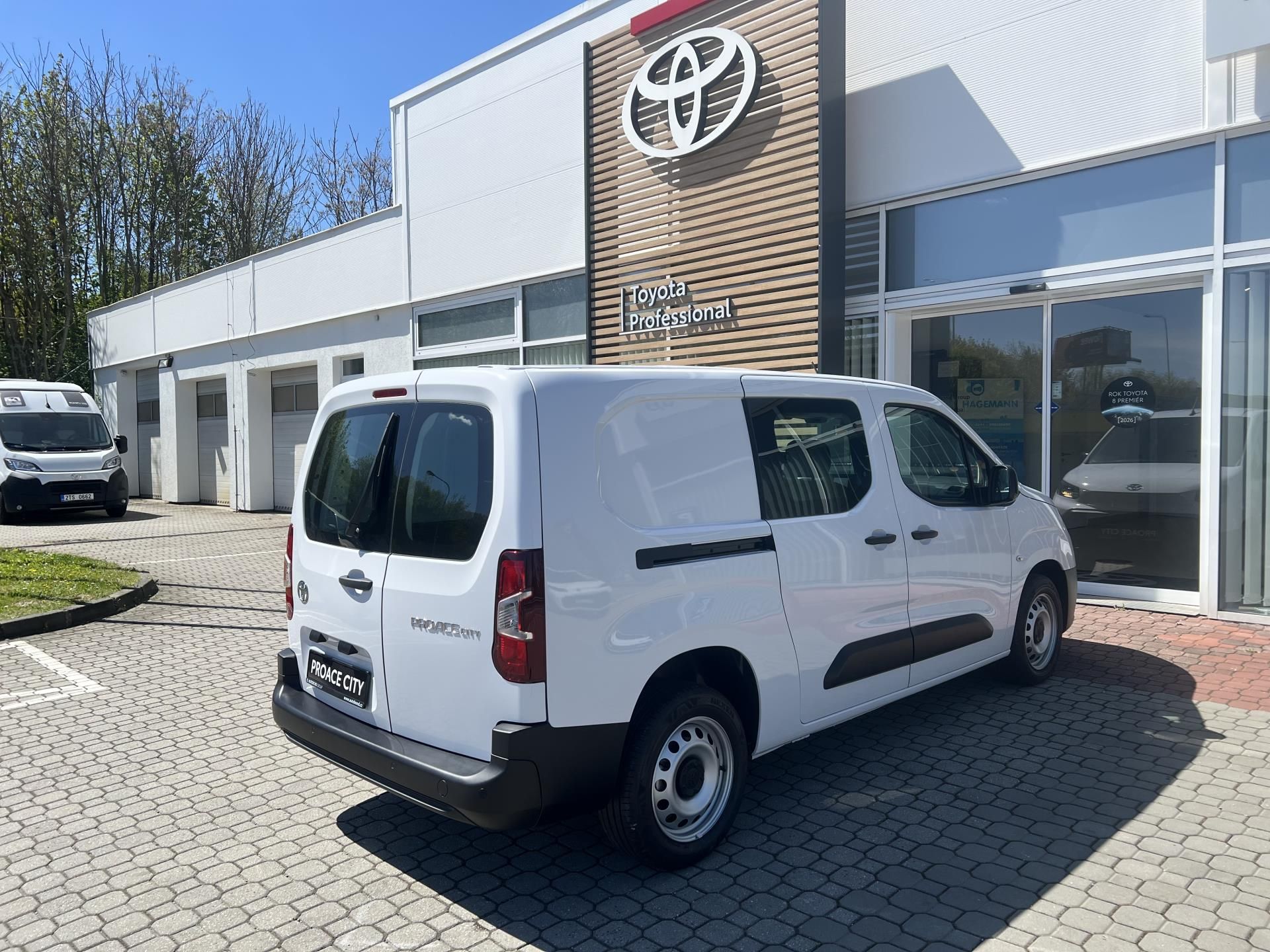 Toyota Proace City, 1.5D 6MT Crewcab 5S - fotka 6