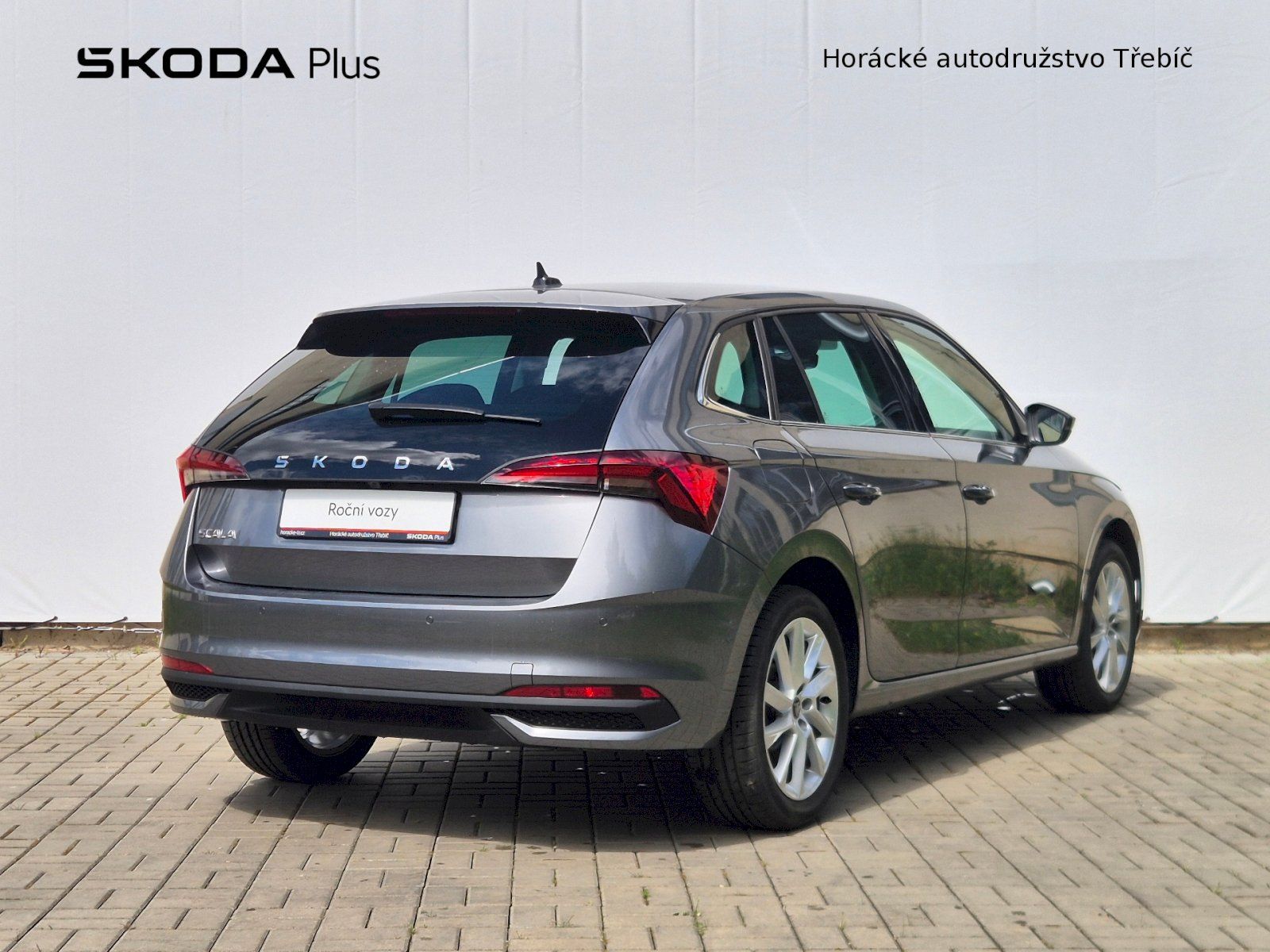 Škoda Scala, 1.0TSI 85kW Top Selection - fotka 2