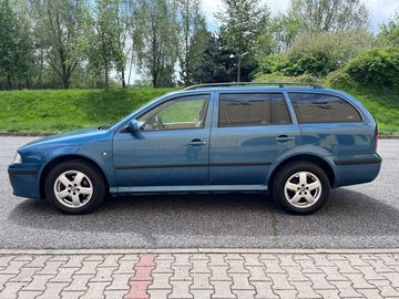 Škoda Octavia Combi 4x4 L&K