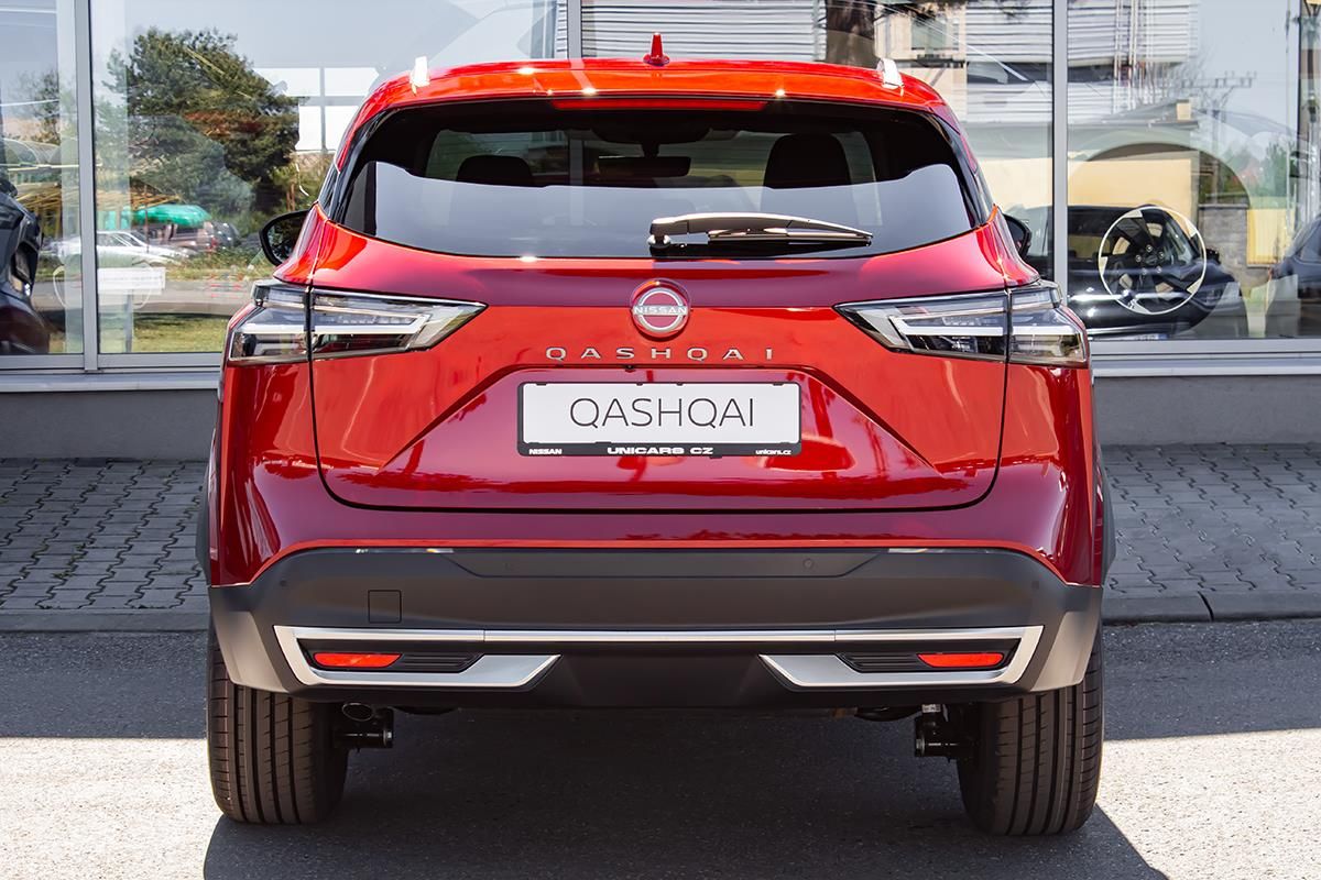 Nissan Qashqai, 1,3 DIG-T X-TRONIC N-CONNECTA - fotka 6