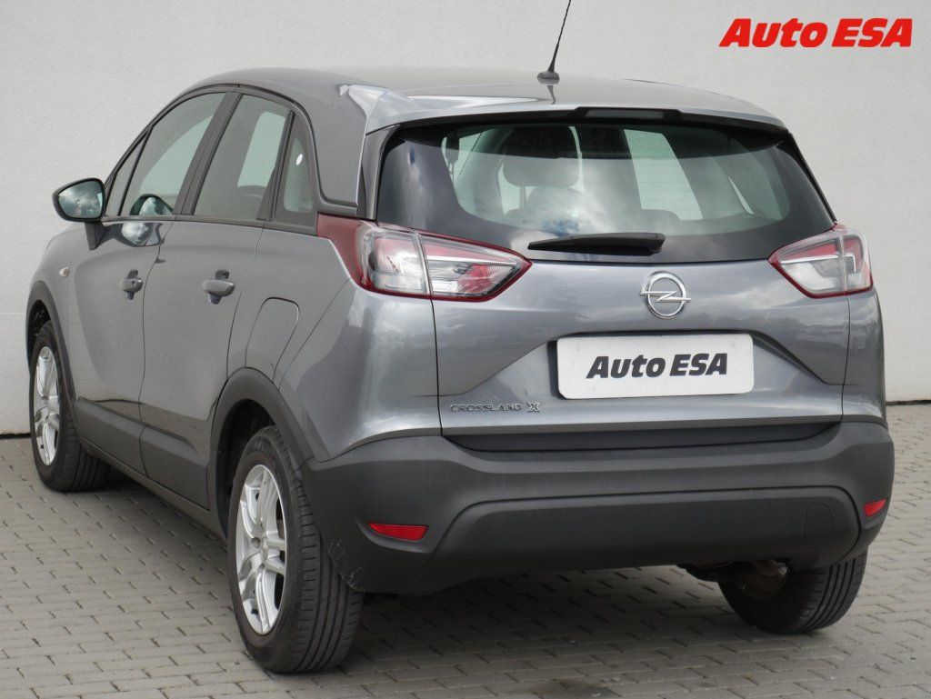 Opel Crossland X, 1.2 i,ČR,autoAC - fotka 6