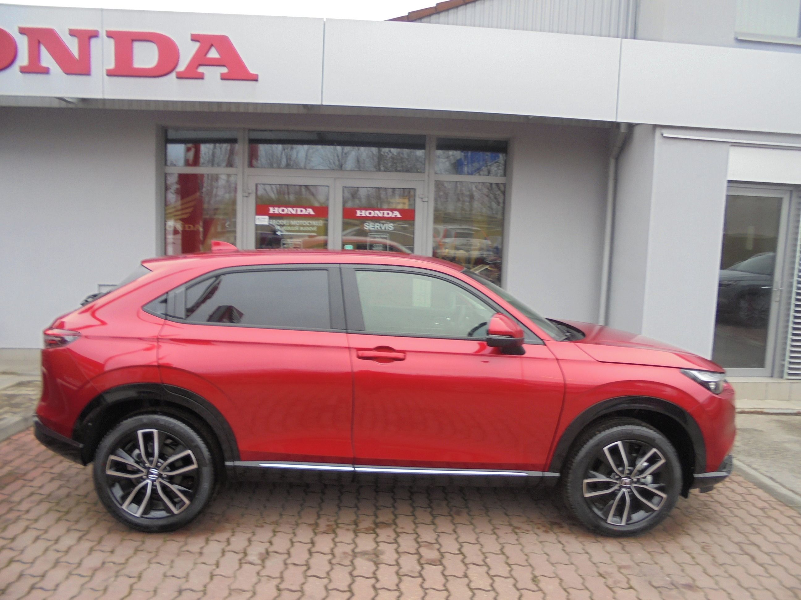 Honda HR-V, 1.5e:HEV ADVANCE PLUS 27 - fotka 4