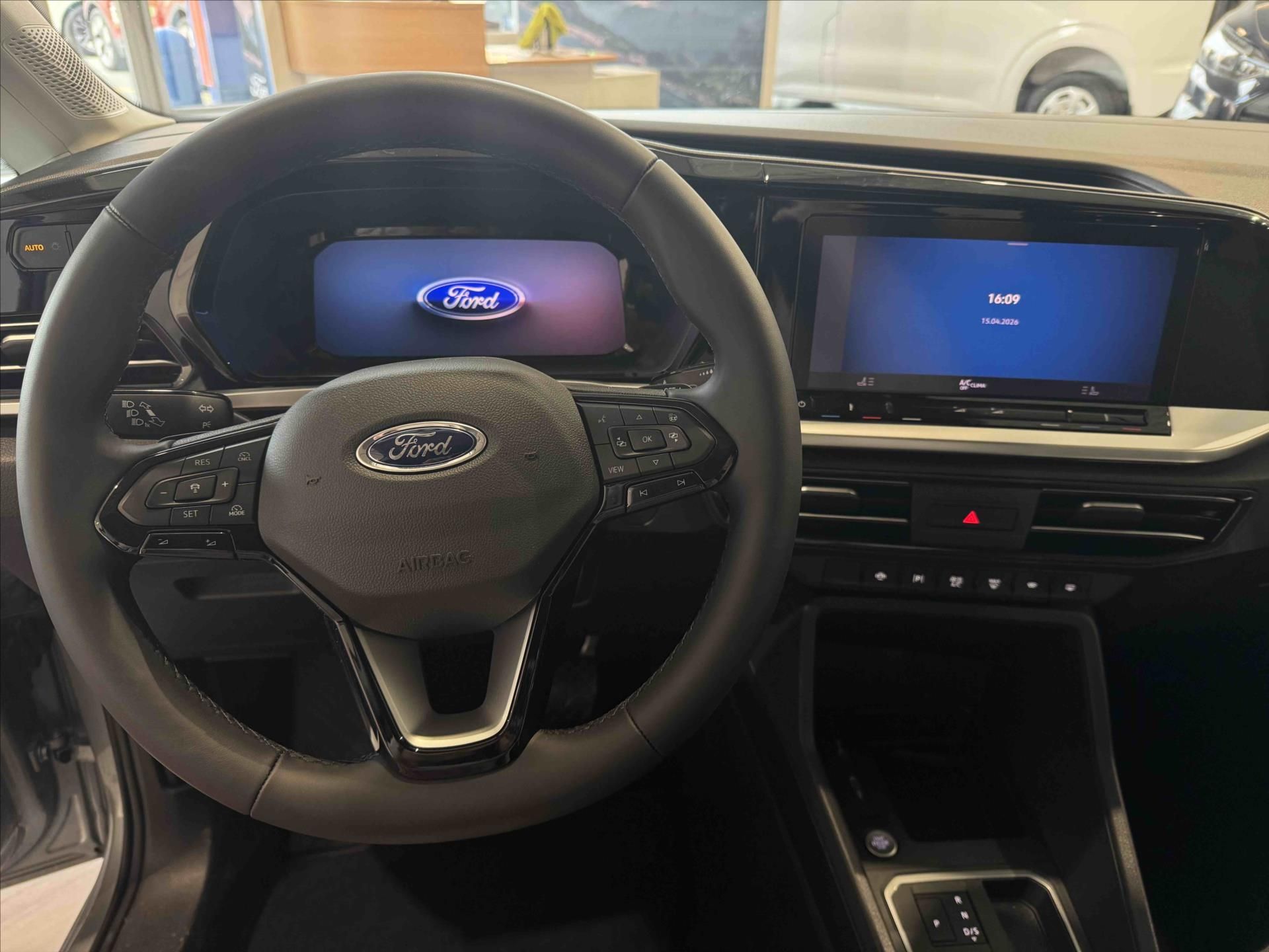 Ford, 1,5   EcoBoost 85 kW/ 116 k TI - fotka 6