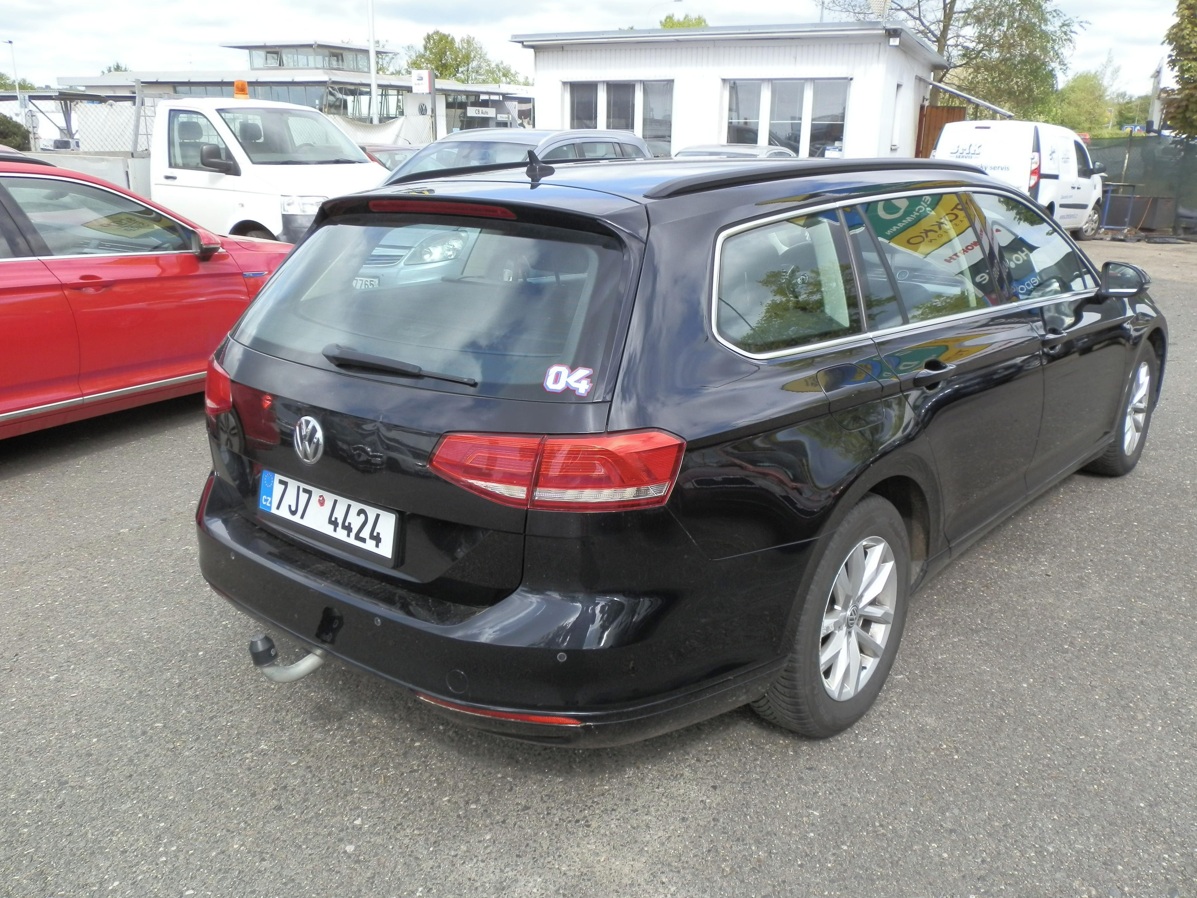 Volkswagen Passat, 2,0 TDi - fotka 5