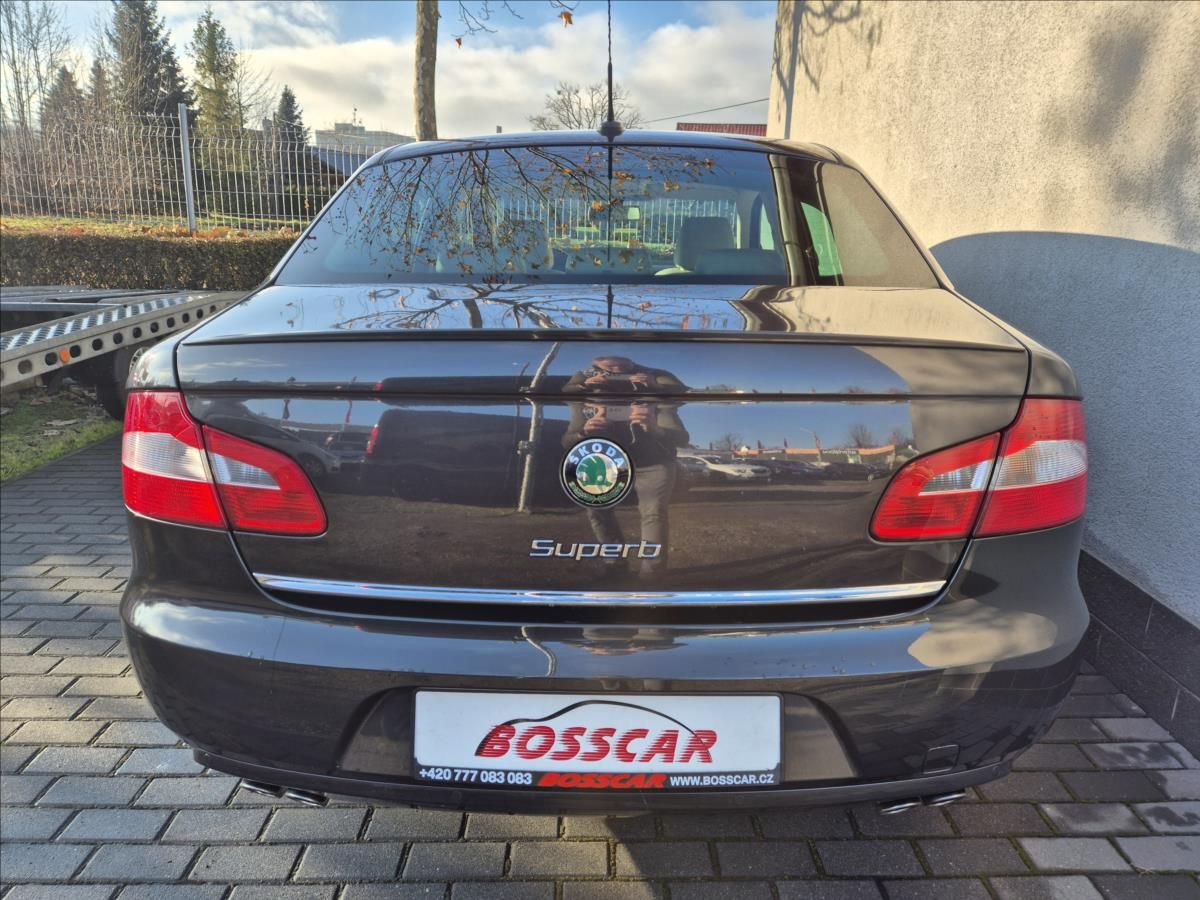 Škoda Superb, 3,6 FSi V6 DSG 4x4 106Tis.Km!! - fotka 5