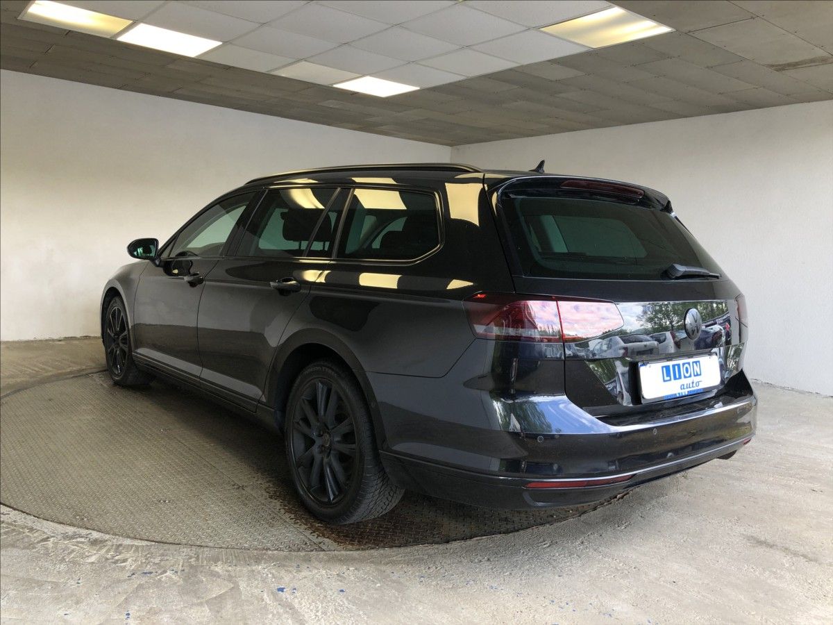 Volkswagen Passat, 2,0 TDI DSG - fotka 5
