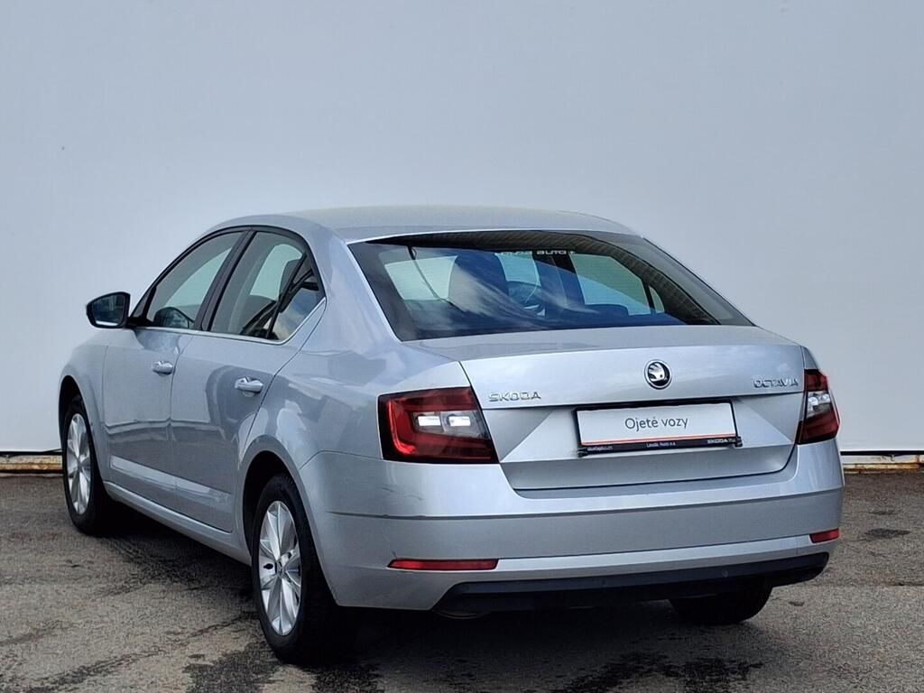 Škoda Octavia, Style 2.0 TDI 110 kW - fotka 6