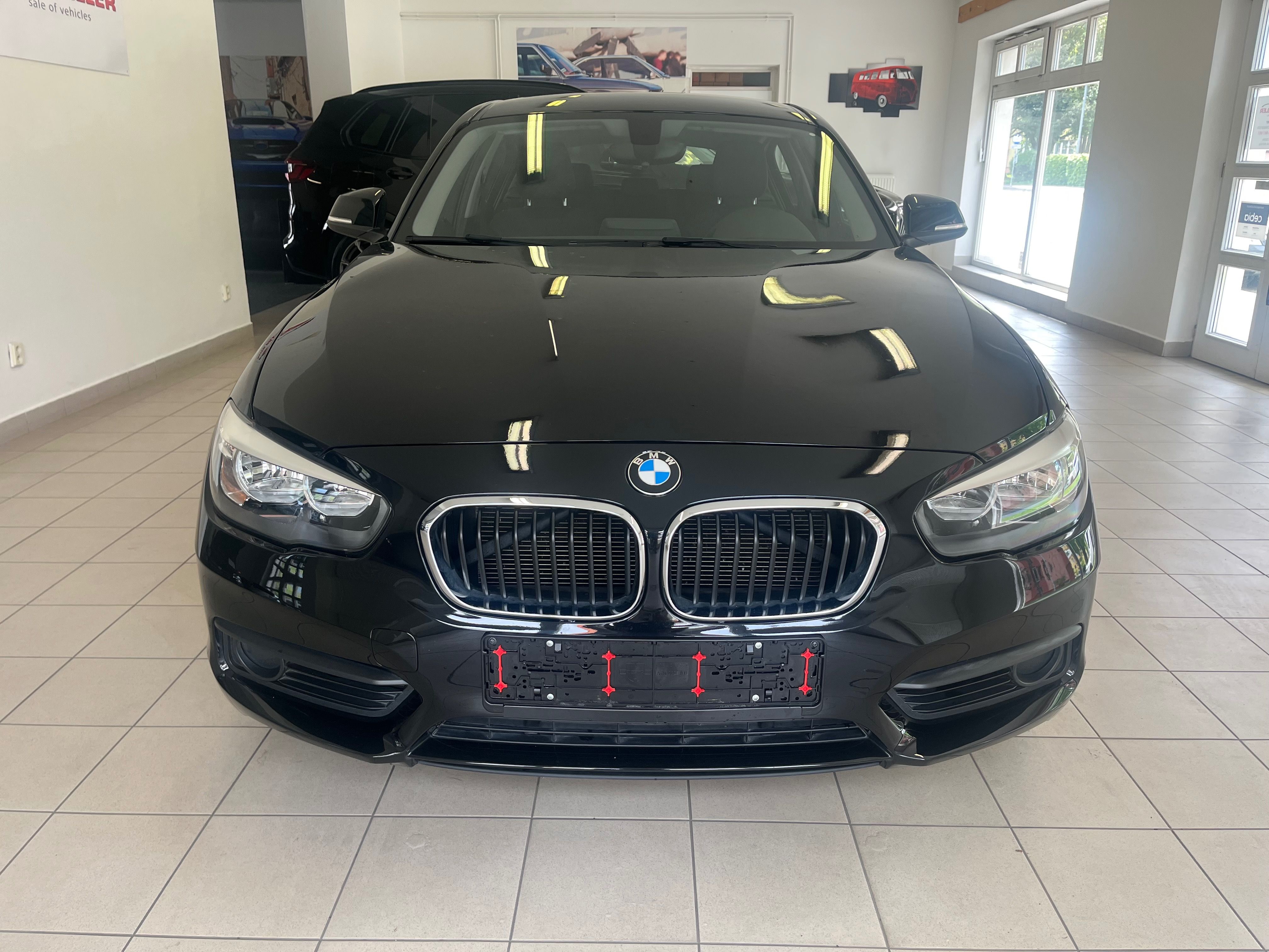 BMW Řada 1, 116i   F20  Facelift - fotka 2